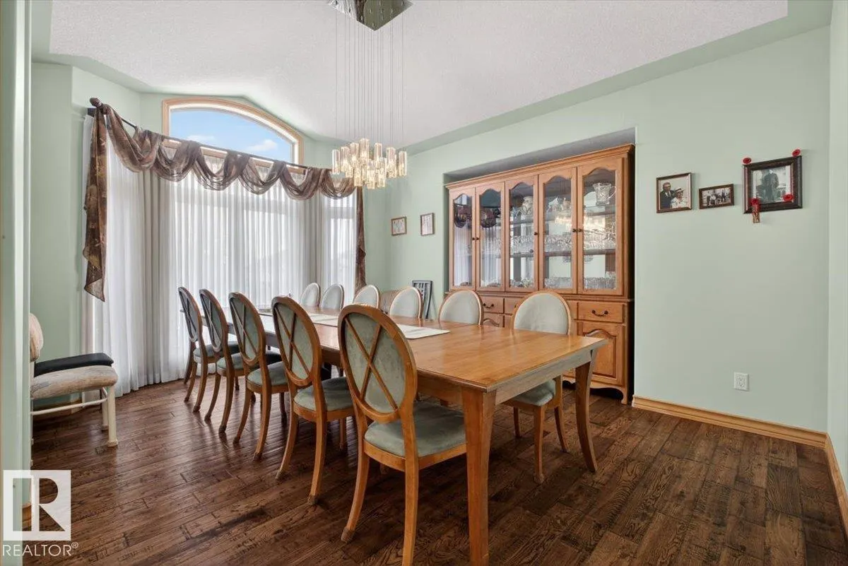 57 LONGVIEW DR