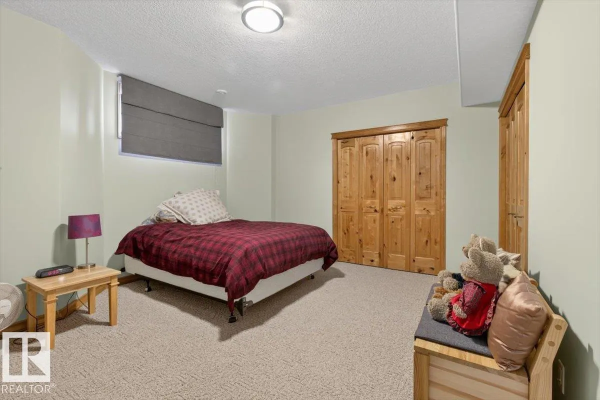 57 LONGVIEW DR