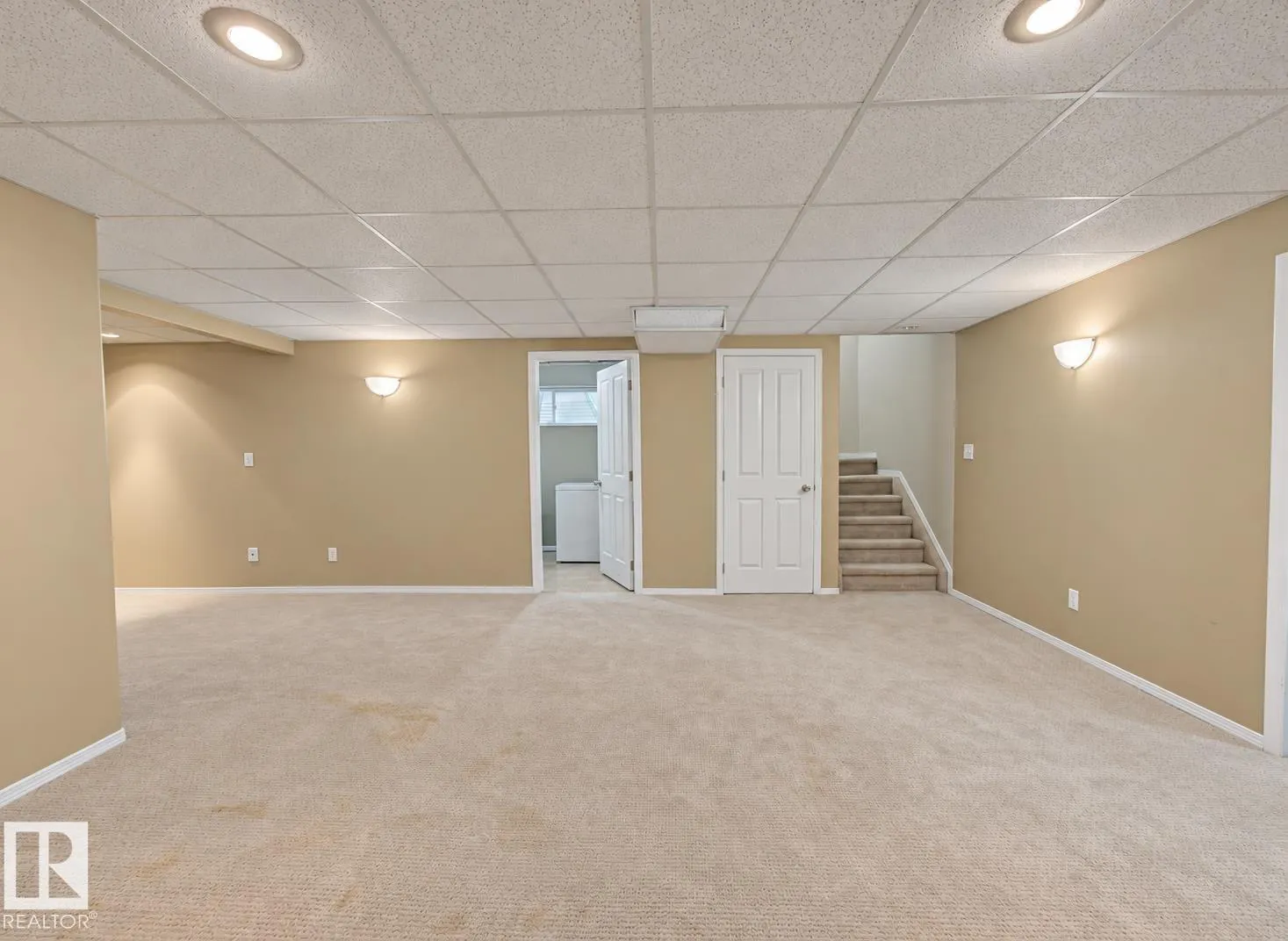 237 WESTWOOD LN
