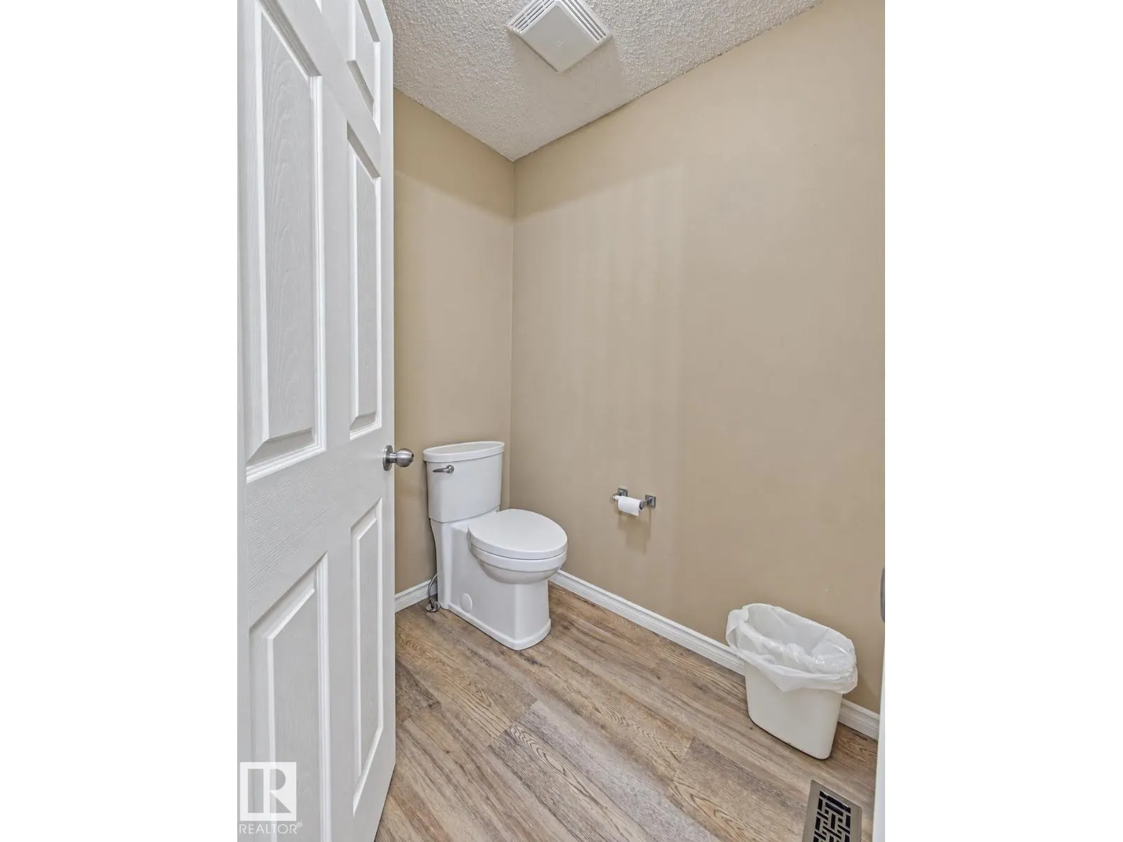 237 WESTWOOD LN