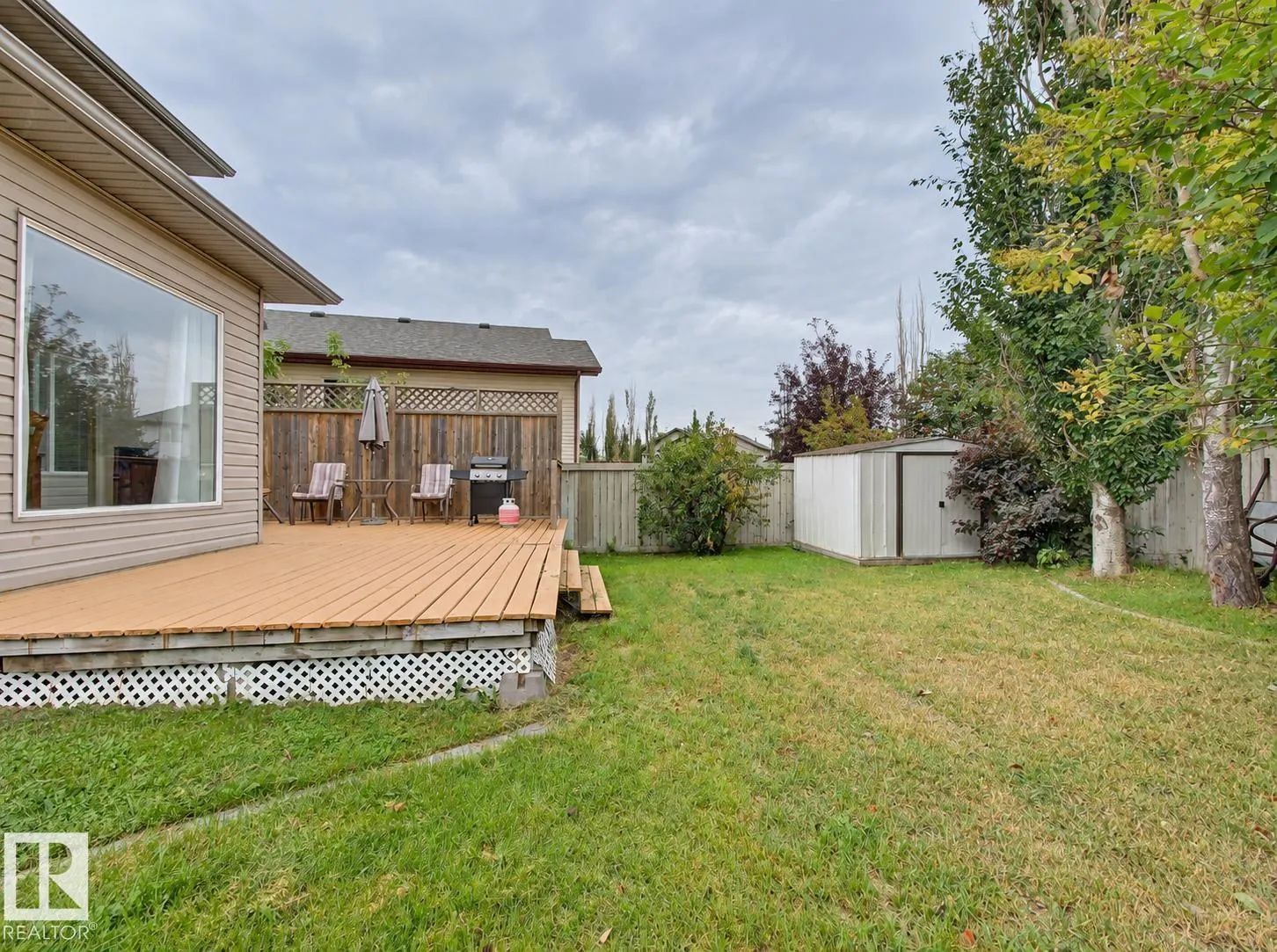 237 WESTWOOD LN