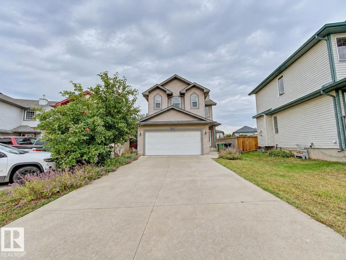 237 WESTWOOD LN