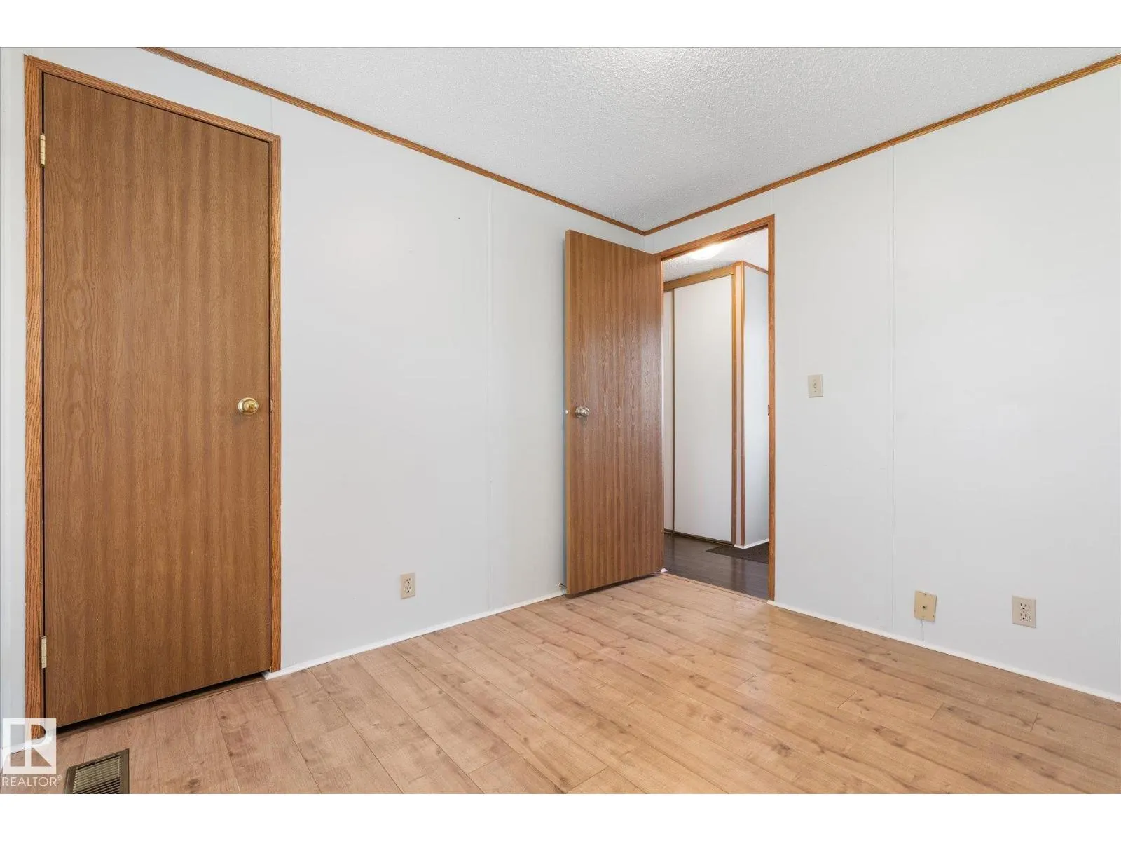 9 3400 48 ST