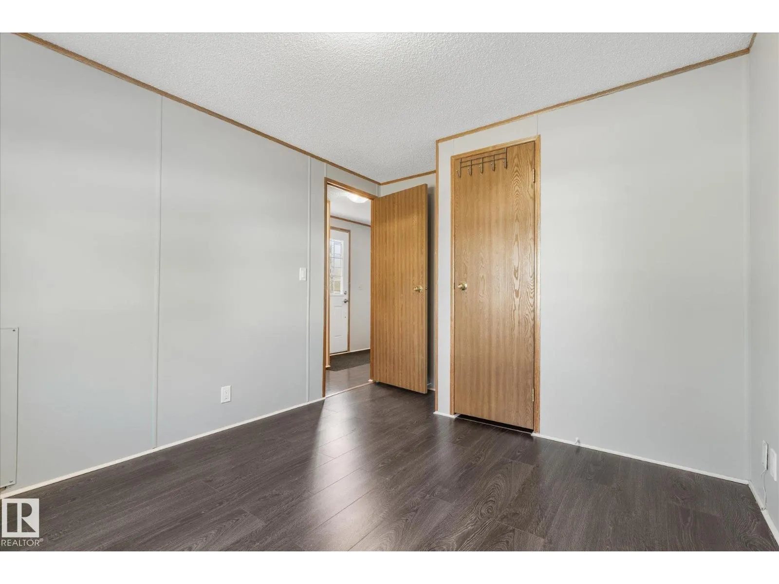 9 3400 48 ST