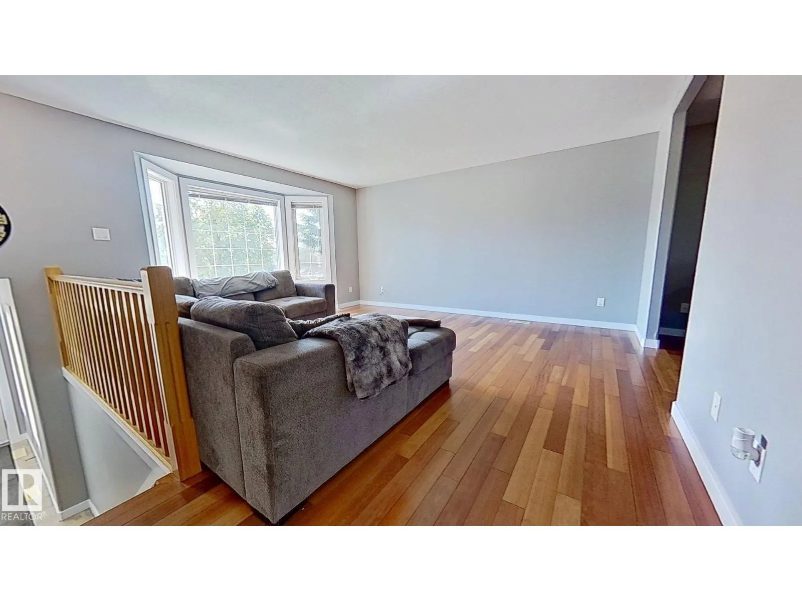 272 Bussieres DR