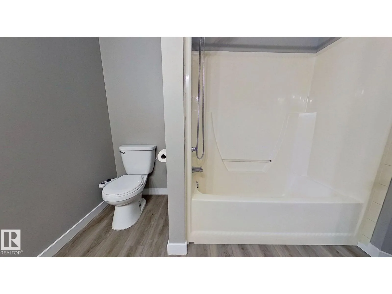 272 Bussieres DR