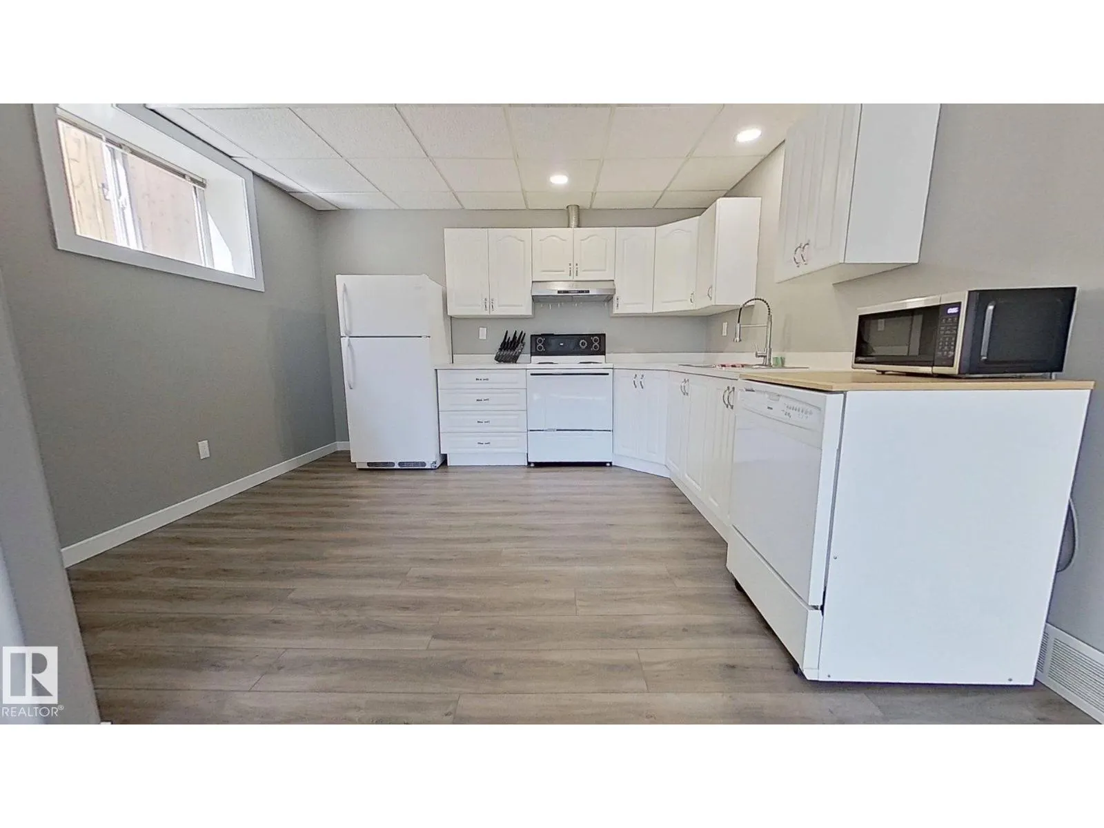 272 Bussieres DR