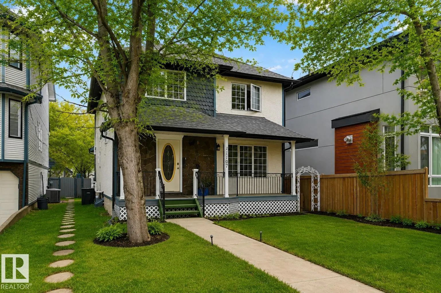 11107 UNIVERSITY AV NW