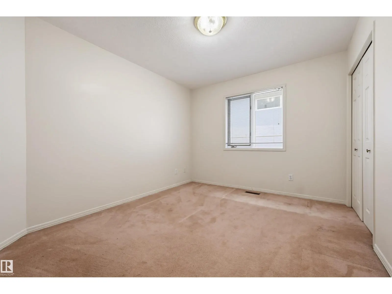 11107 UNIVERSITY AV NW