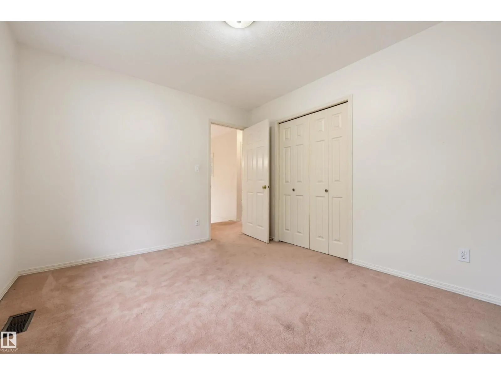11107 UNIVERSITY AV NW