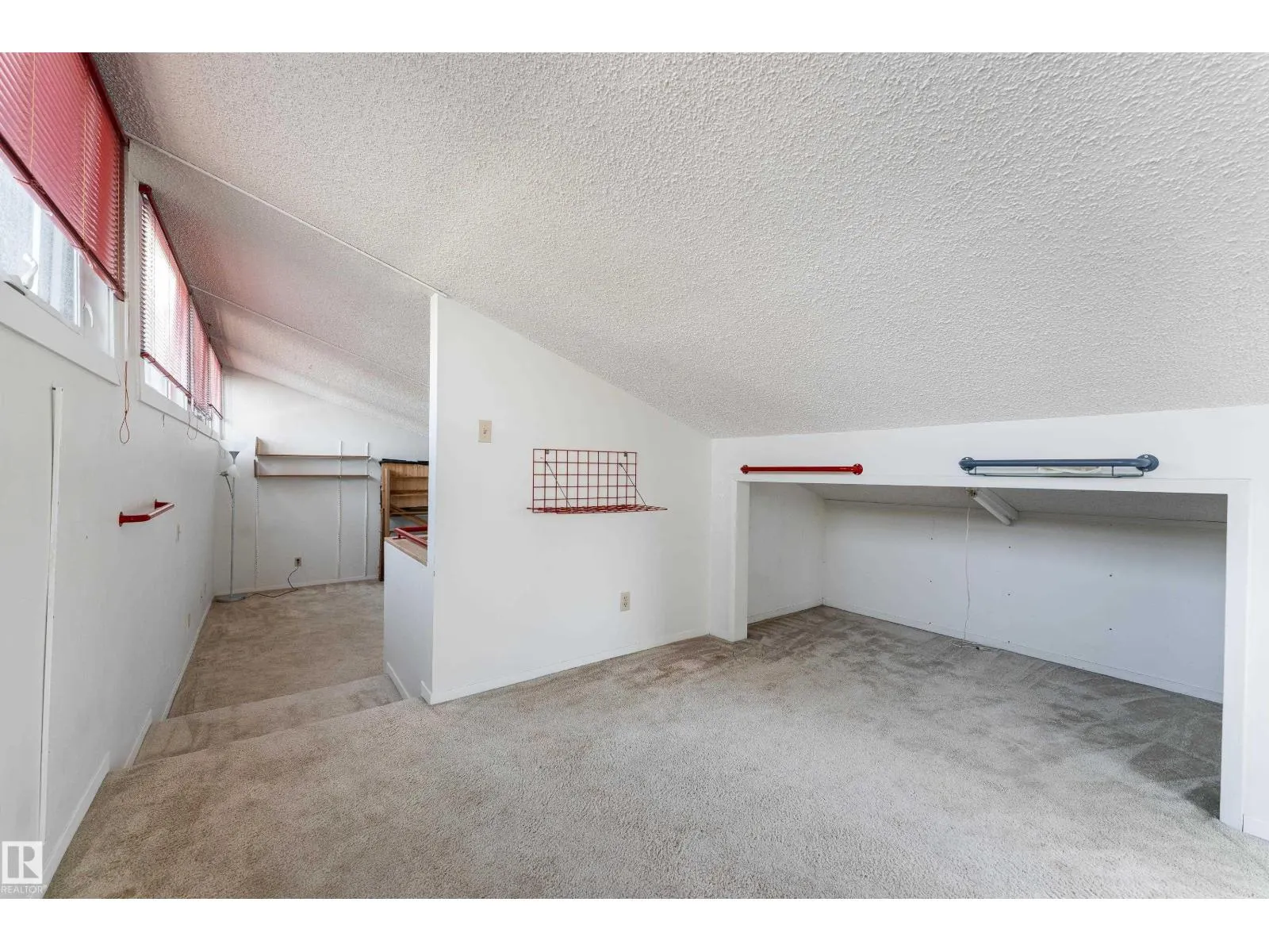 11120 83 AV NW
