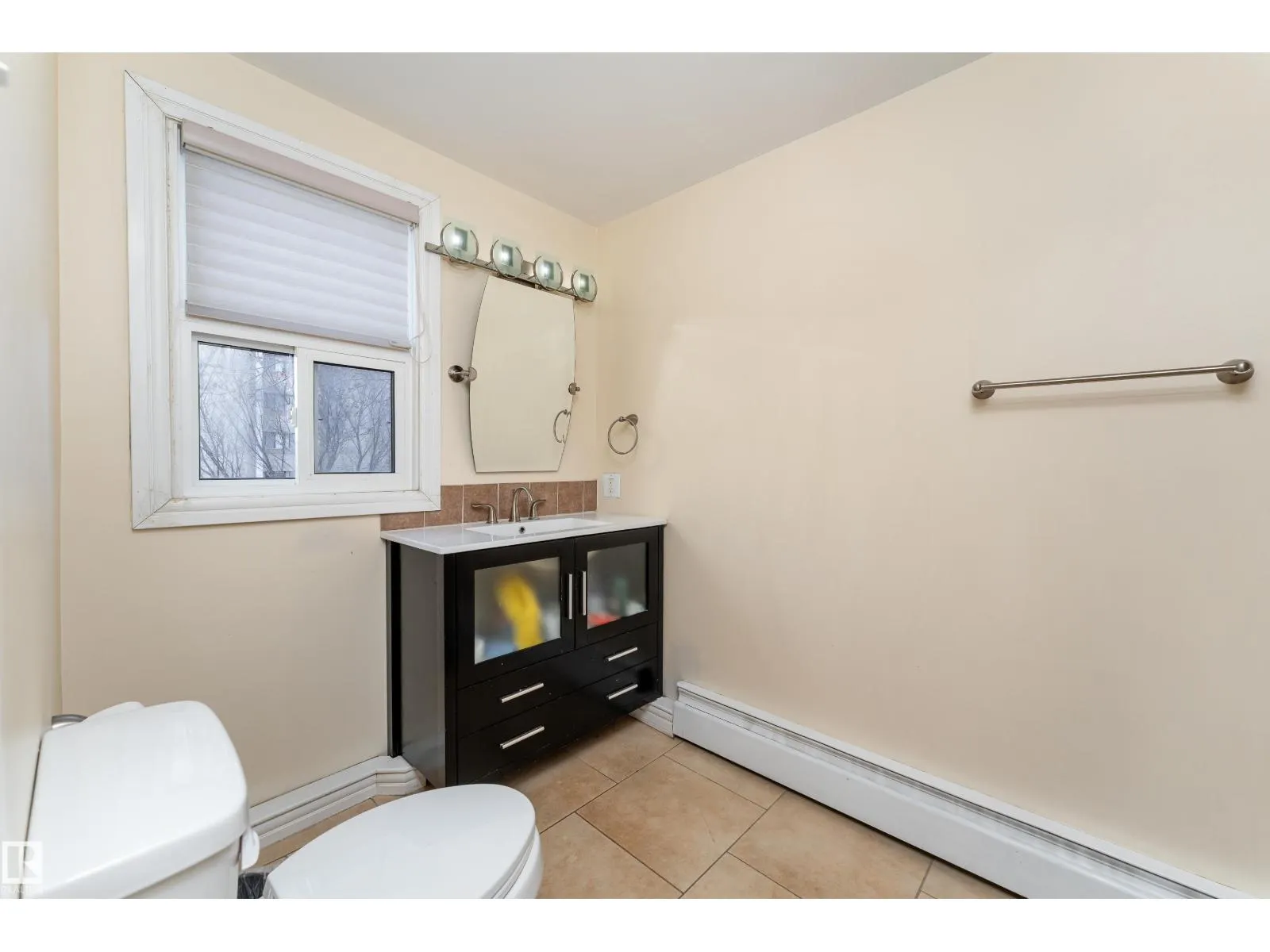 11120 83 AV NW