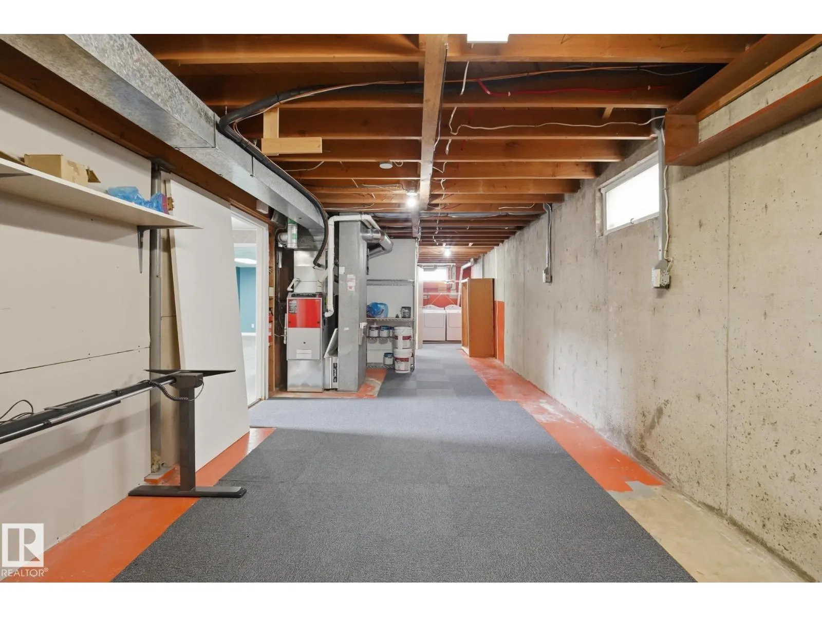 13304 63 ST NW