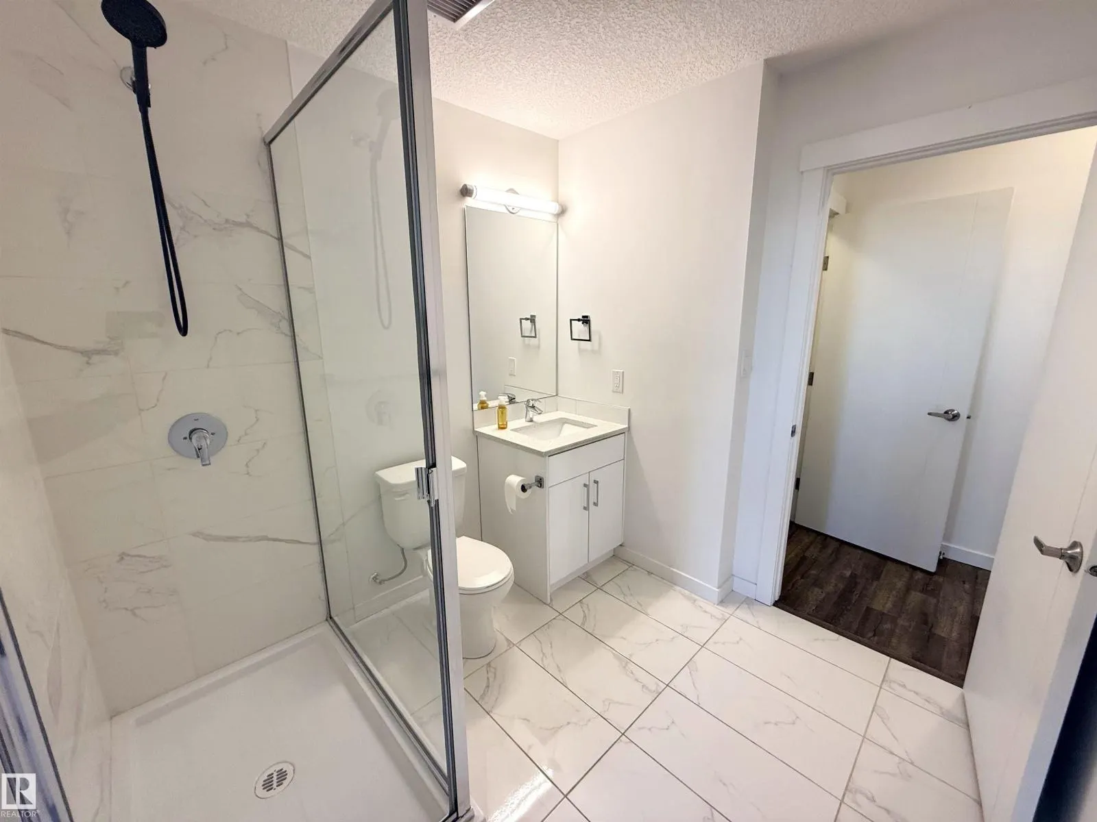 #405 11503 76 AV NW