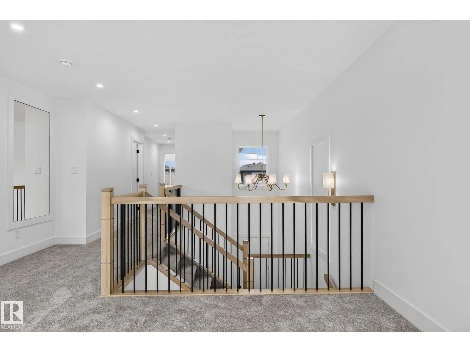 65 SILVERSTONE DR