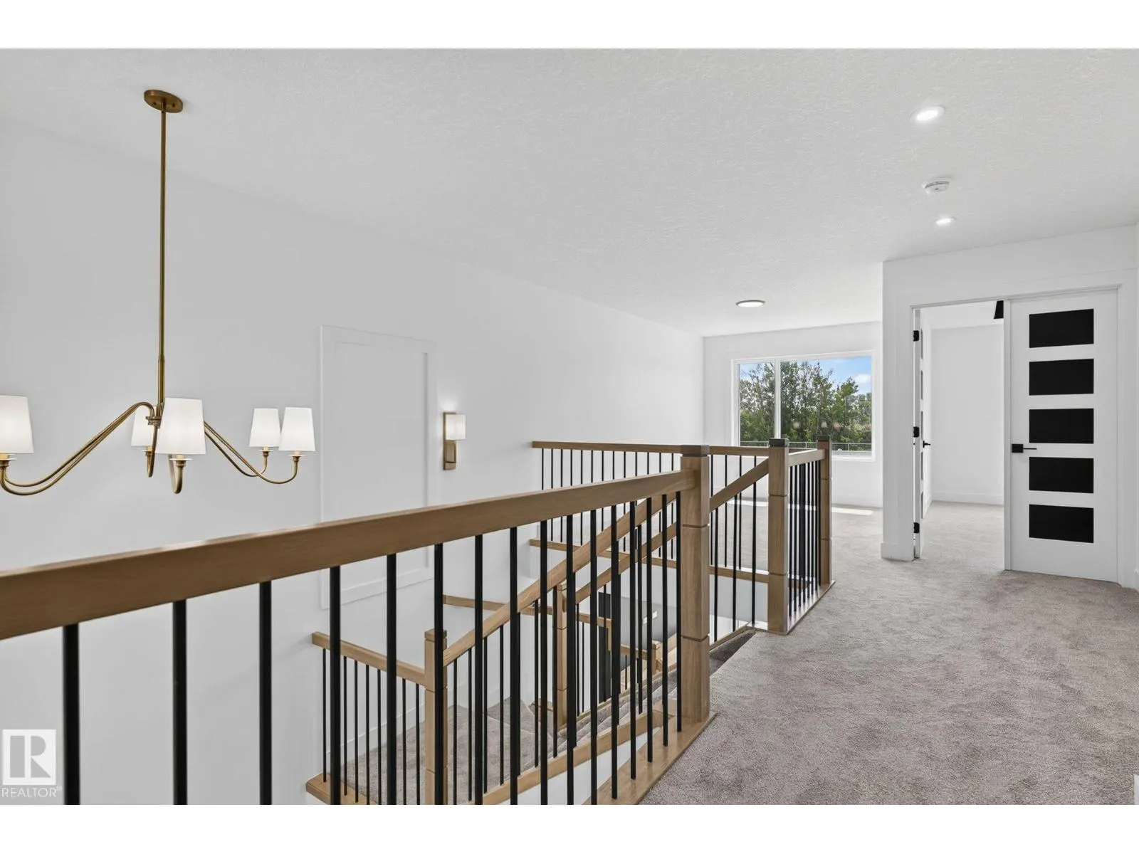 65 SILVERSTONE DR