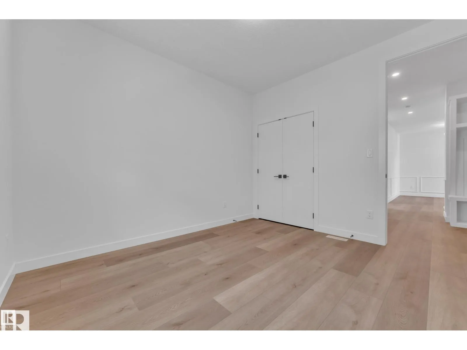159 Graybriar DR