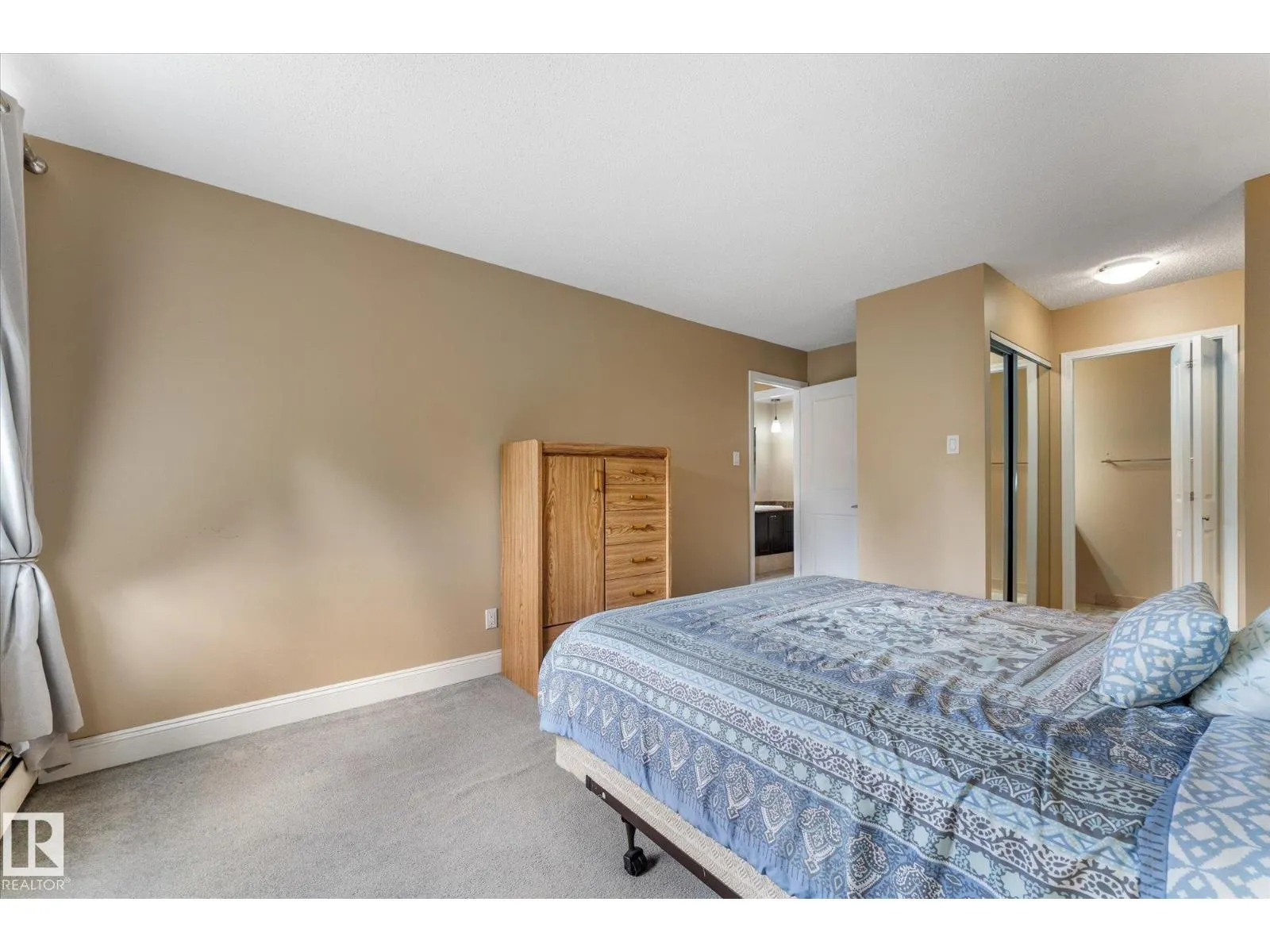 #205 8125 110 ST NW