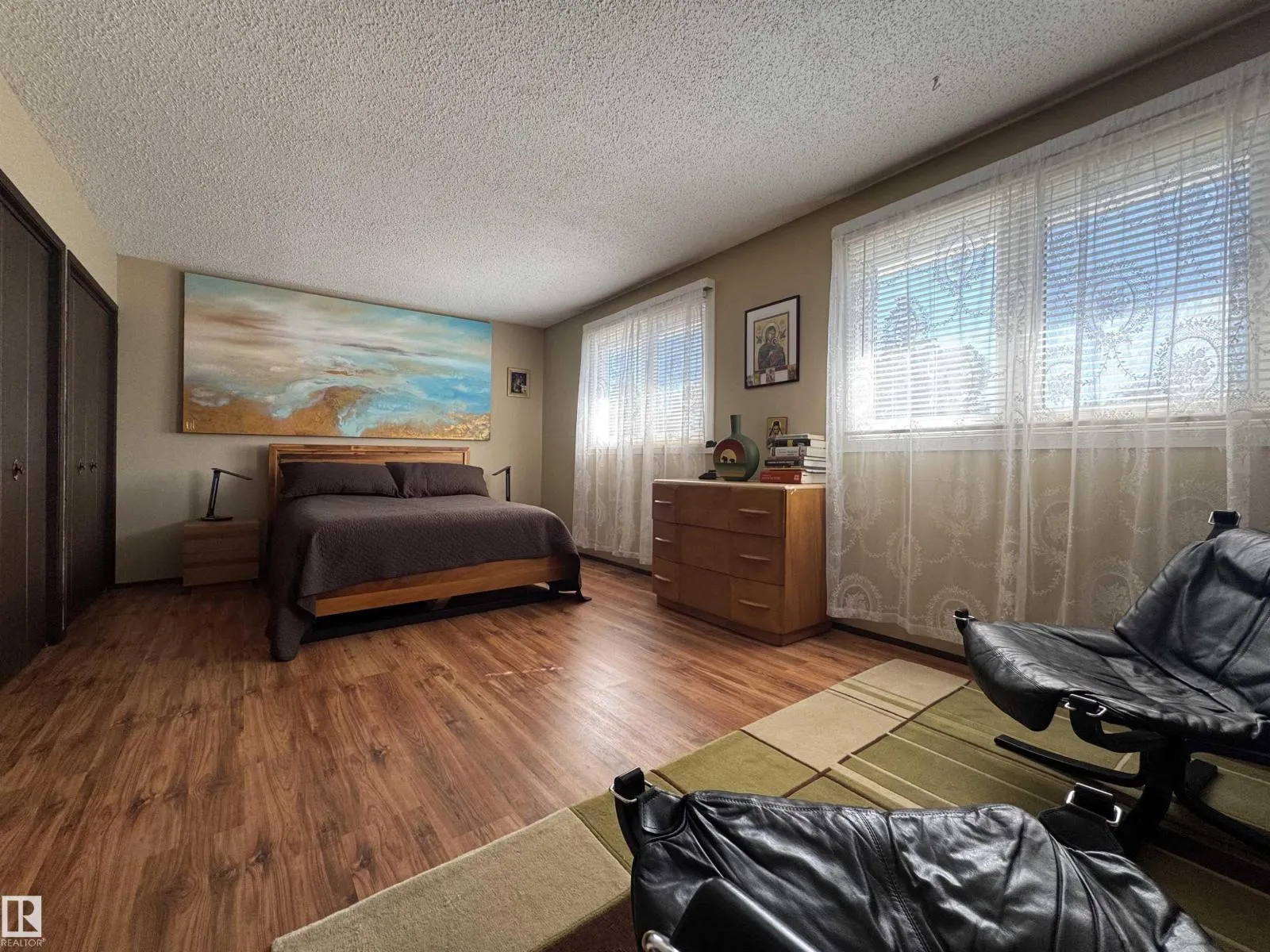 12137 50 ST NW