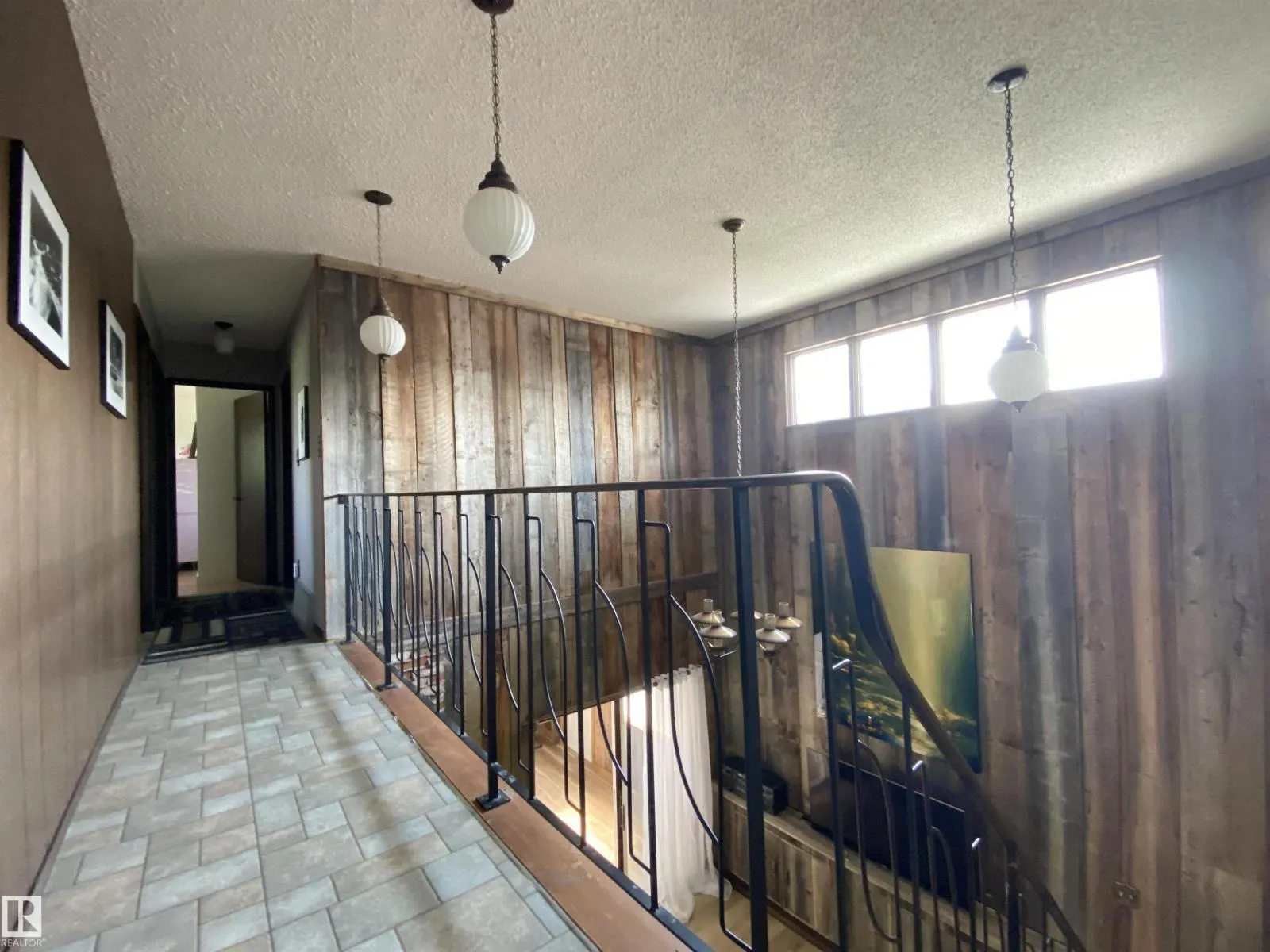12137 50 ST NW