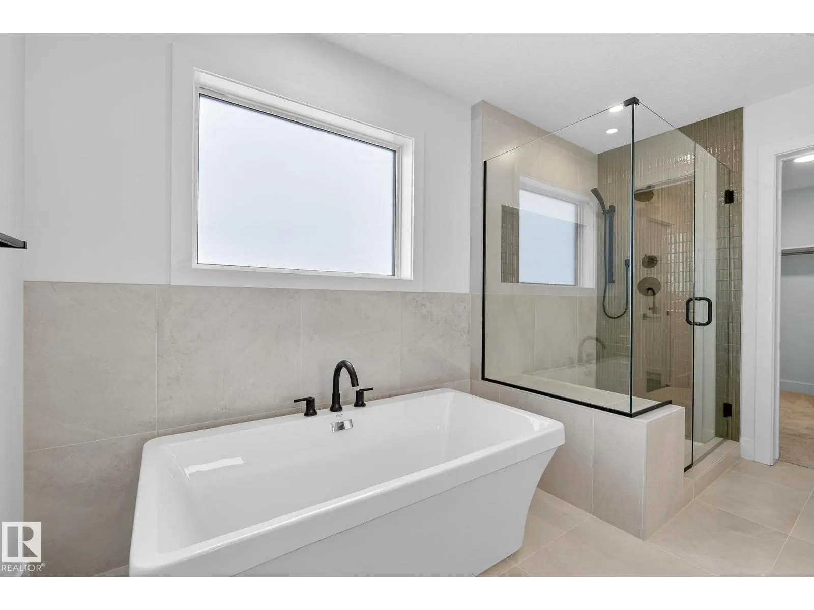 7087 KIVIAQ CR SW