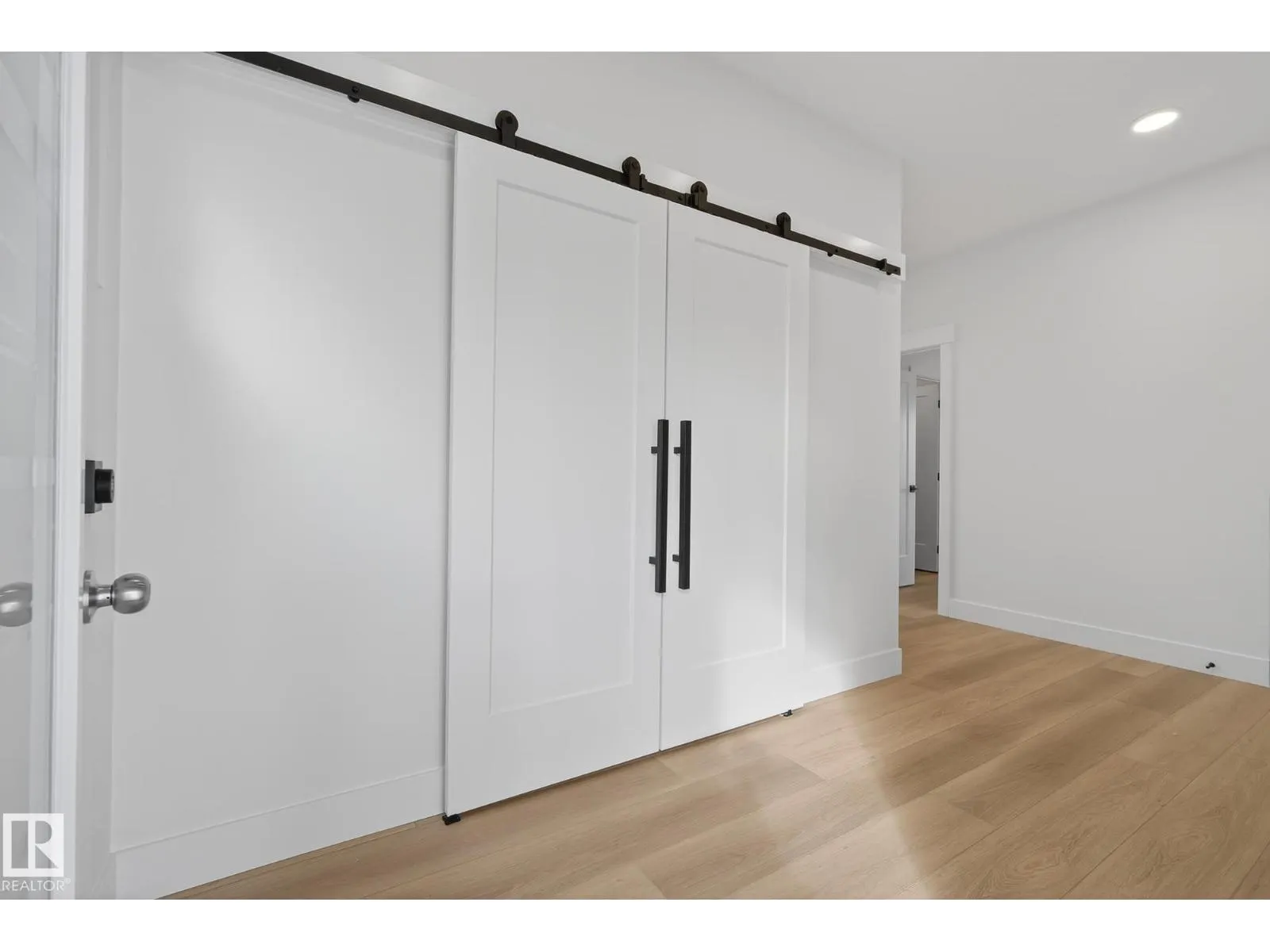 7087 KIVIAQ CR SW