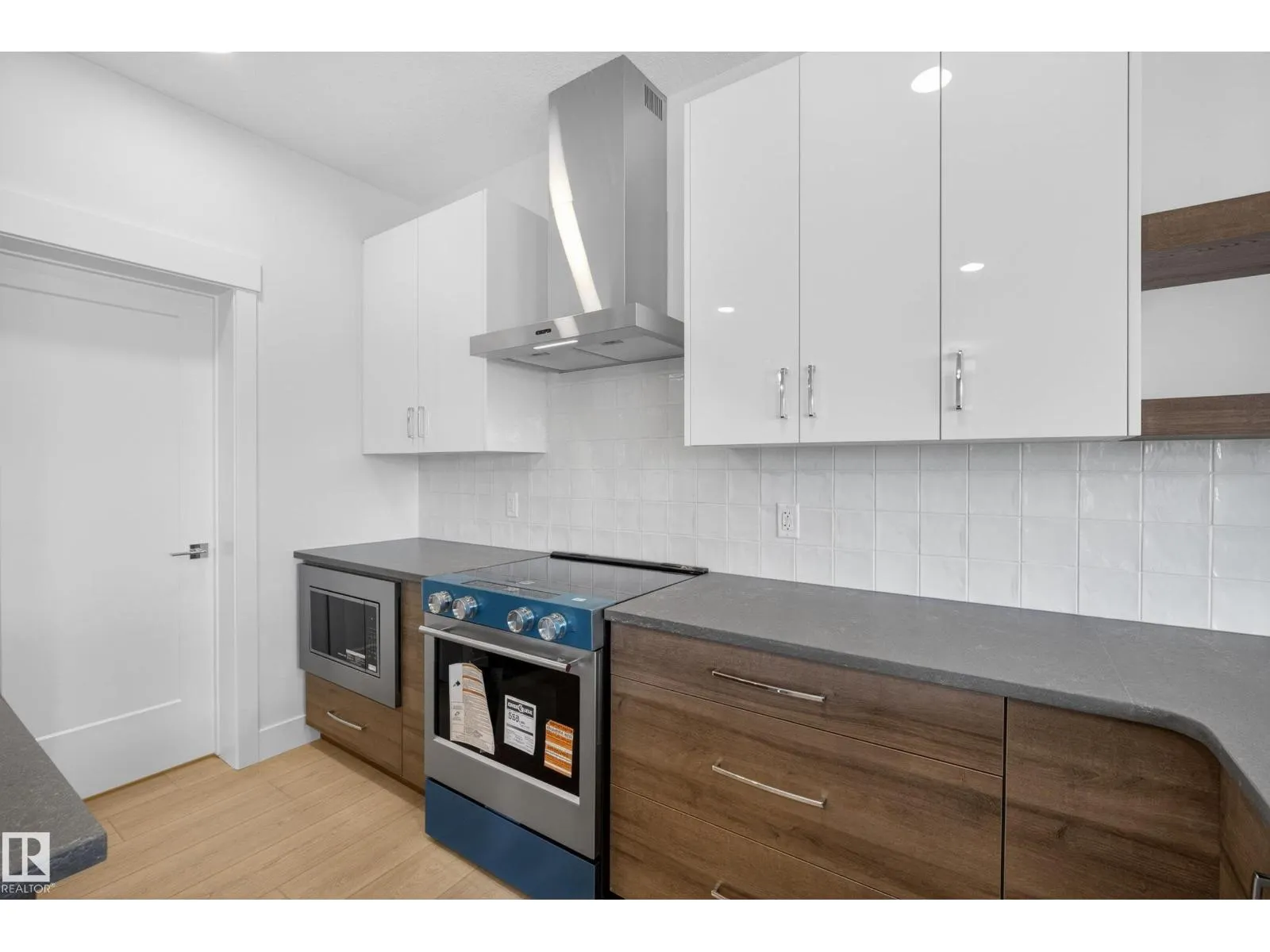 7089 KIVIAQ CR SW