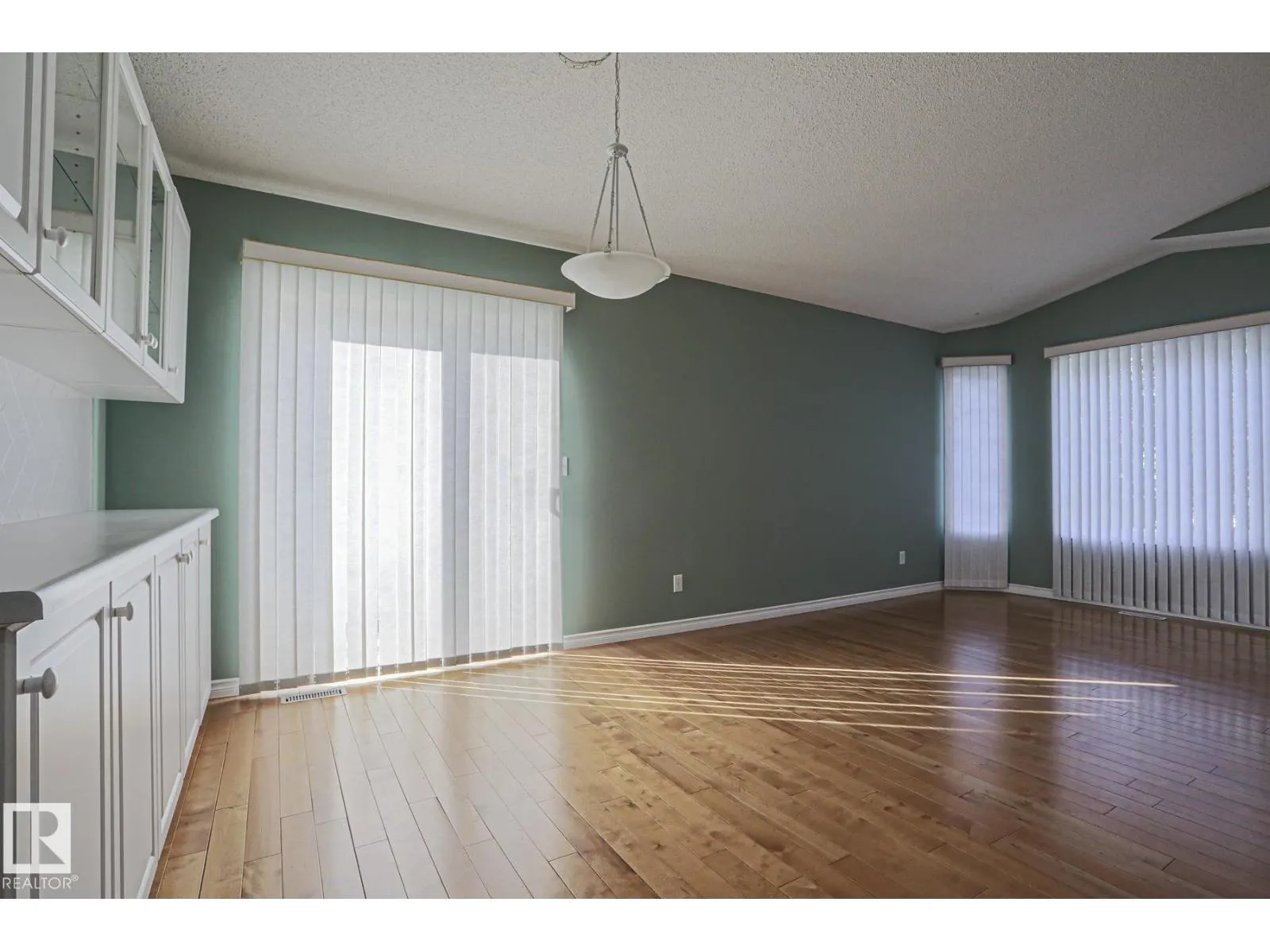 15031 135 ST NW NW
