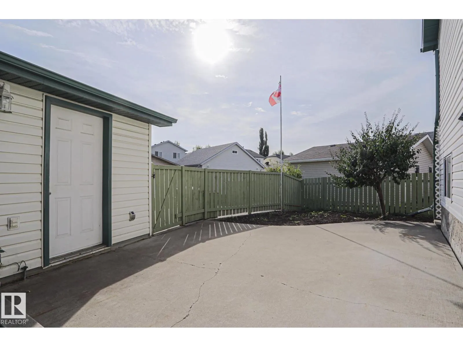 15031 135 ST NW NW