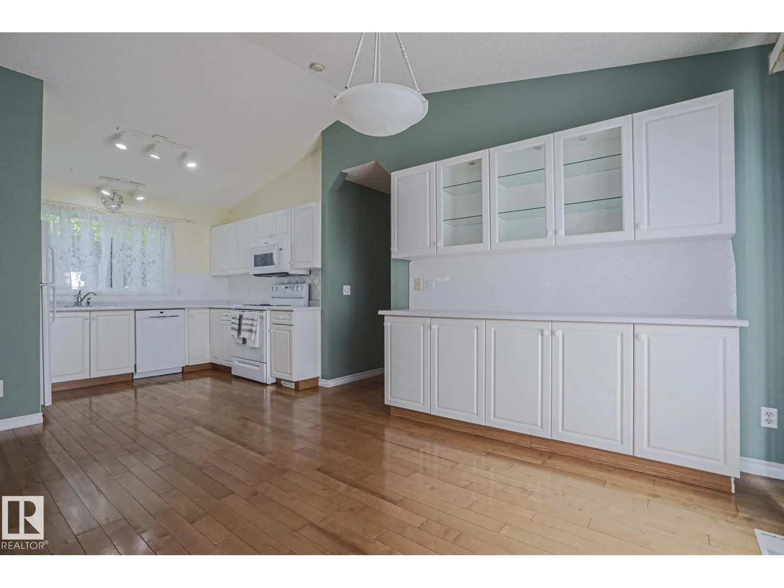 15031 135 ST NW NW
