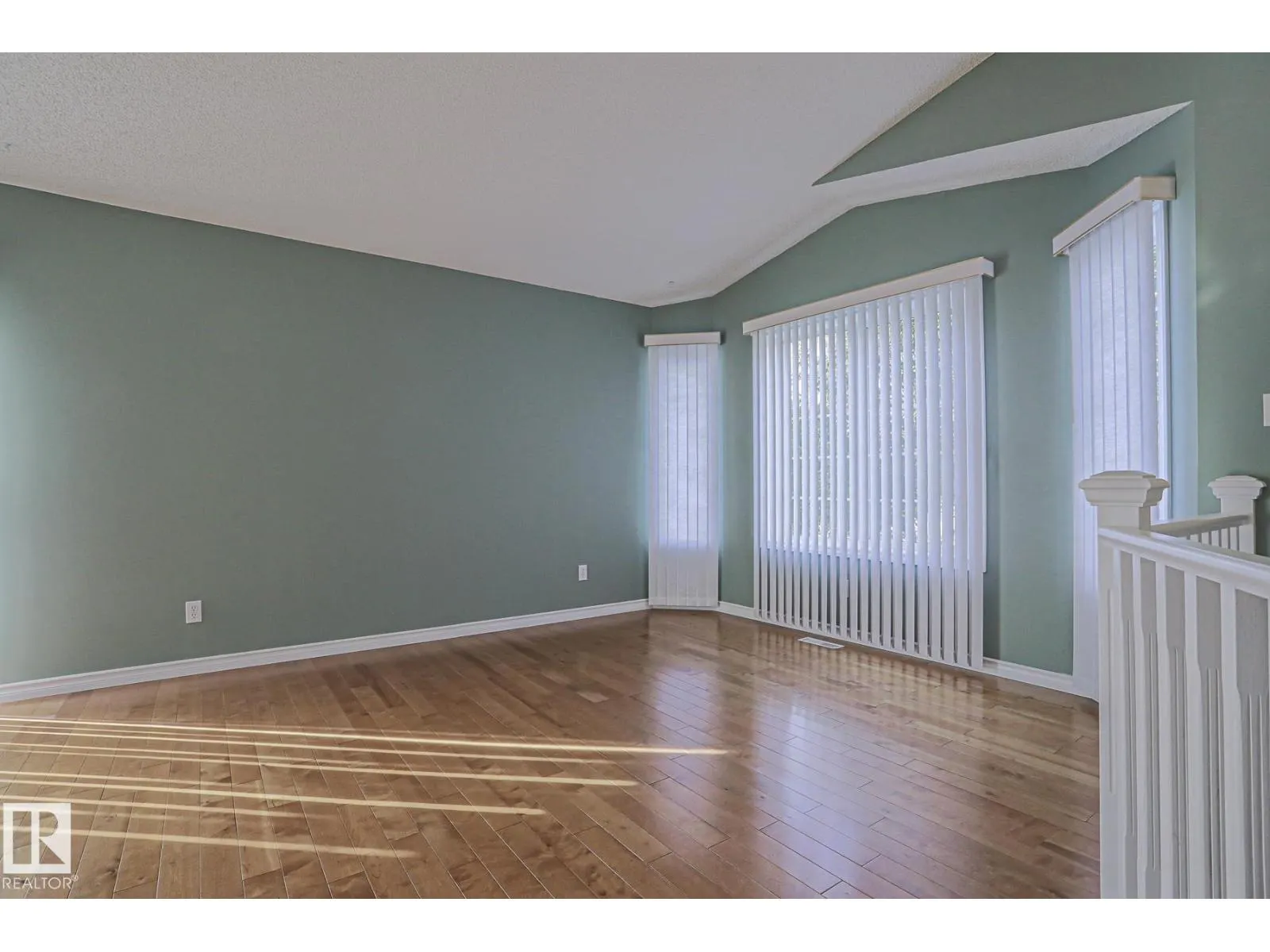 15031 135 ST NW NW