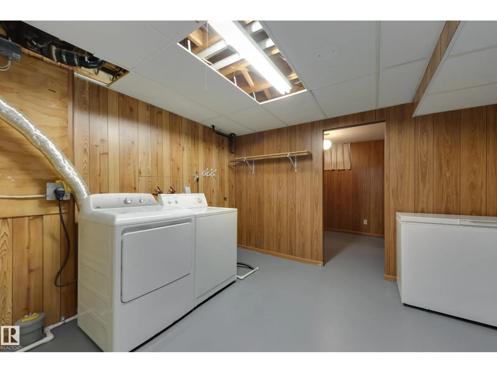 4820 109 AV NW