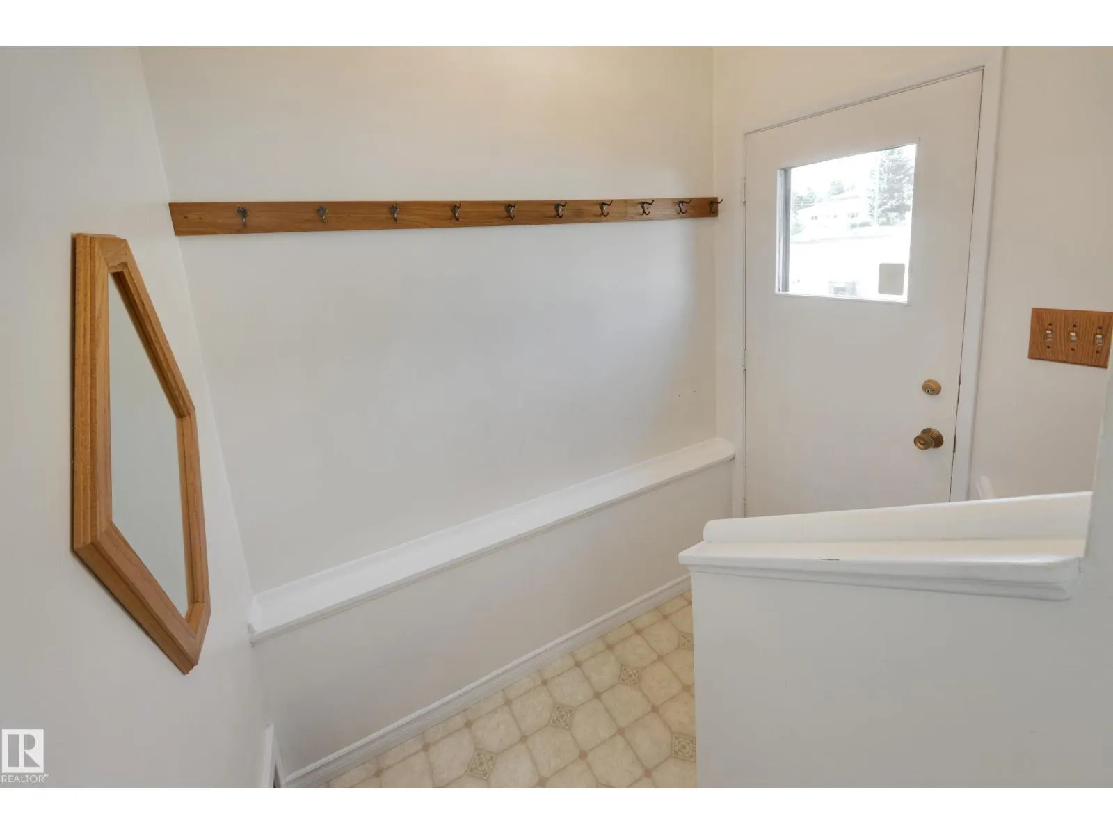 4820 109 AV NW