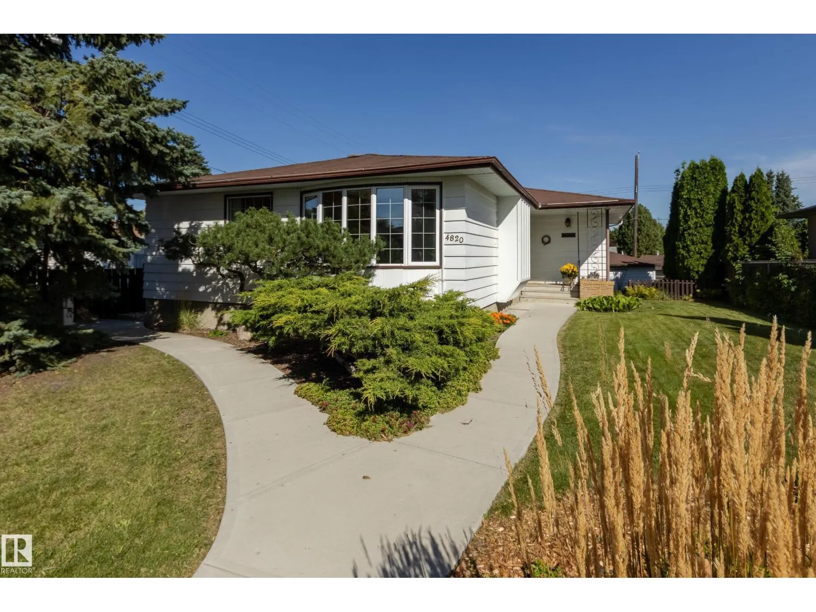 4820 109 AV NW