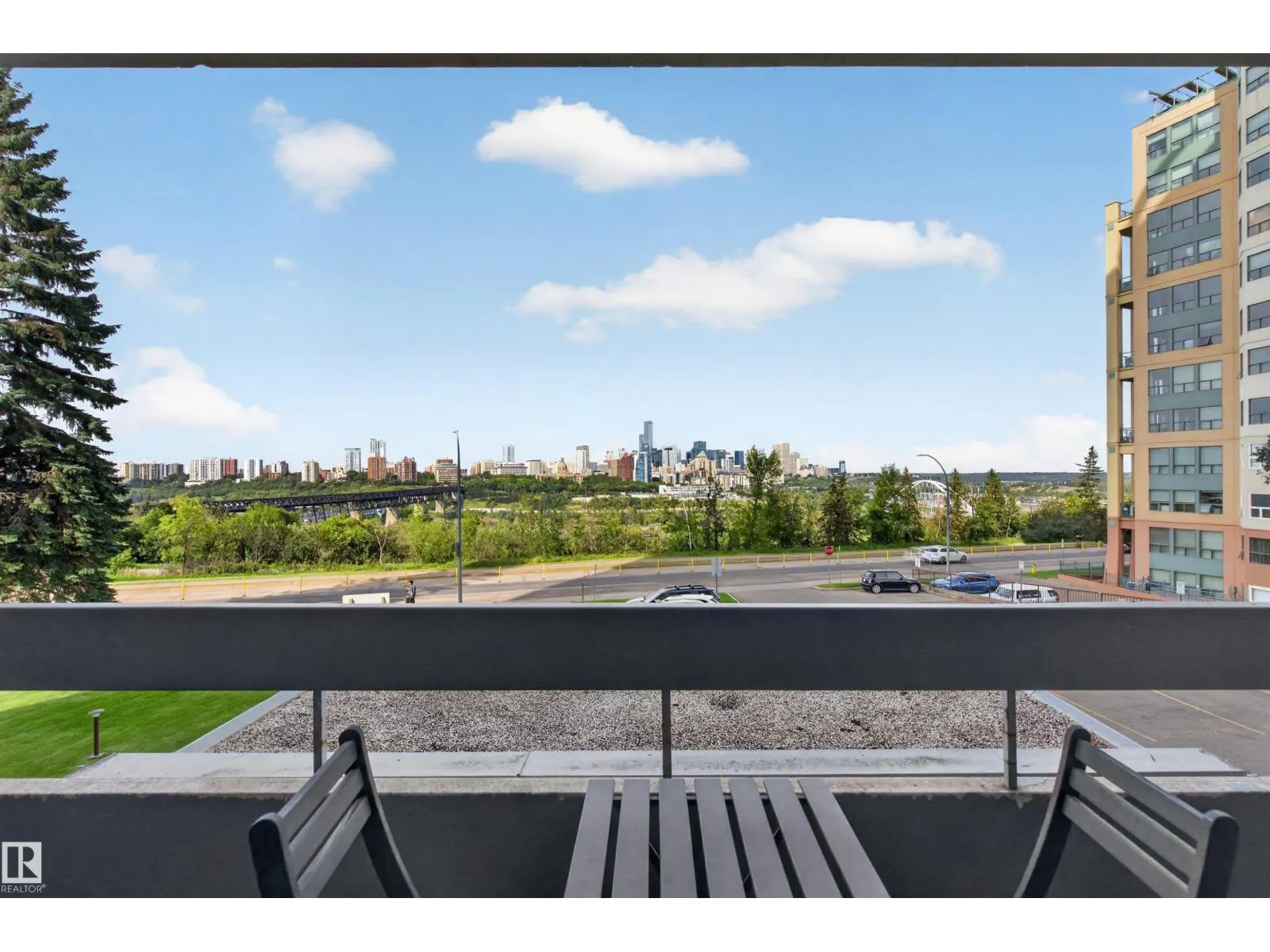#207 10883 SASKATCHEWAN DR NW