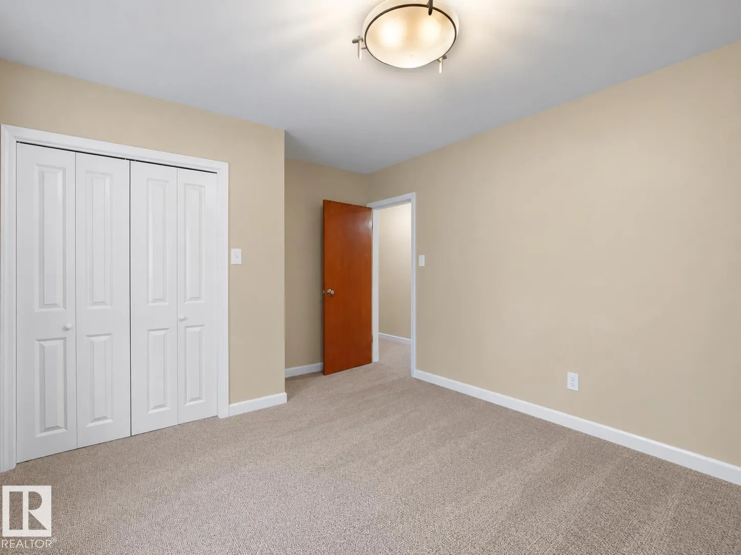 12002 48 ST NW