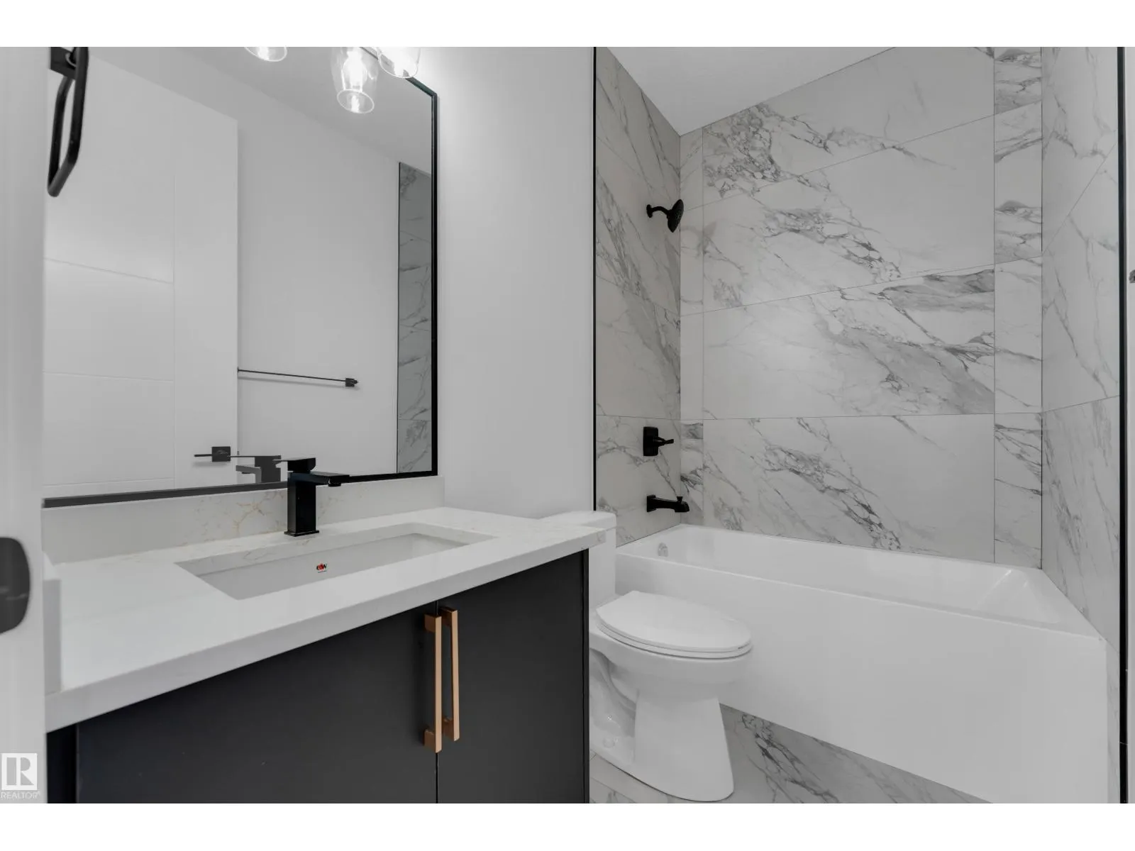 23 Sorel AV