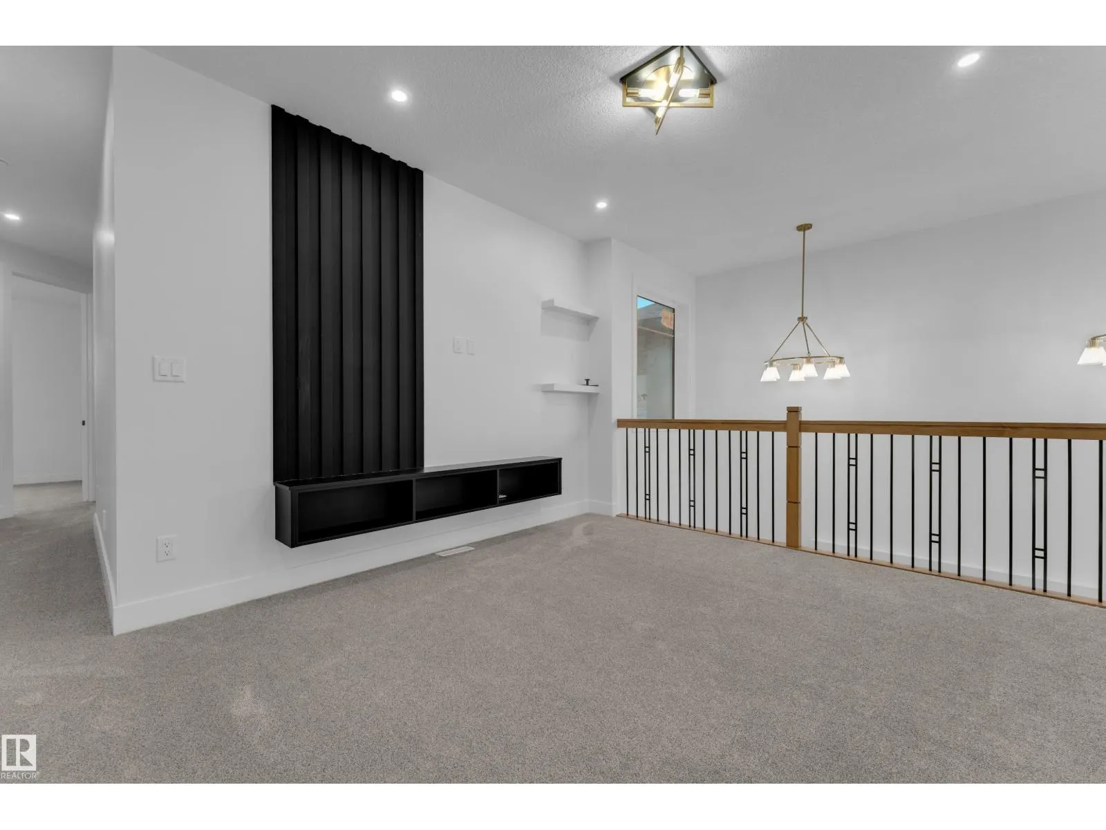 23 Sorel AV