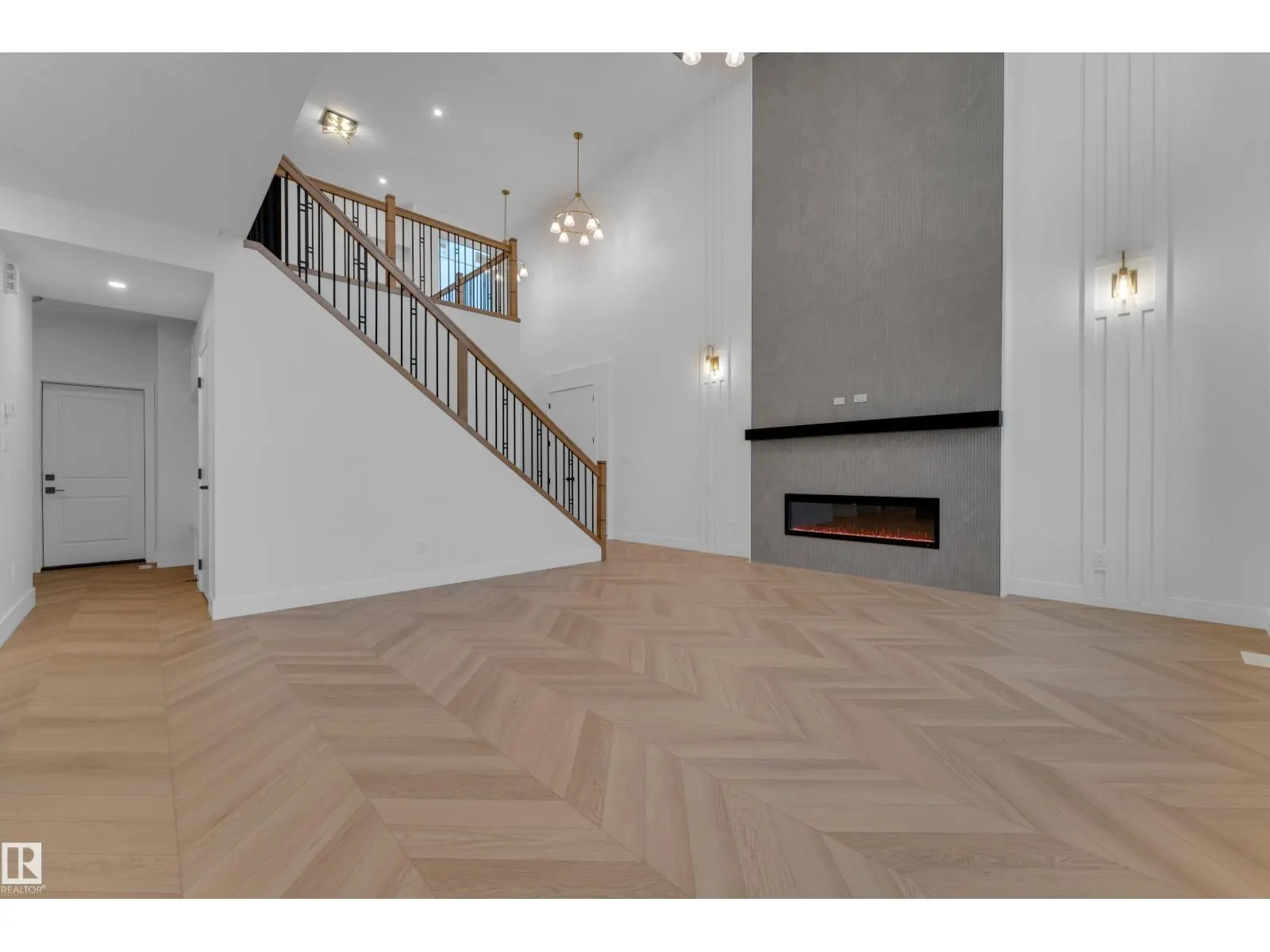23 Sorel AV