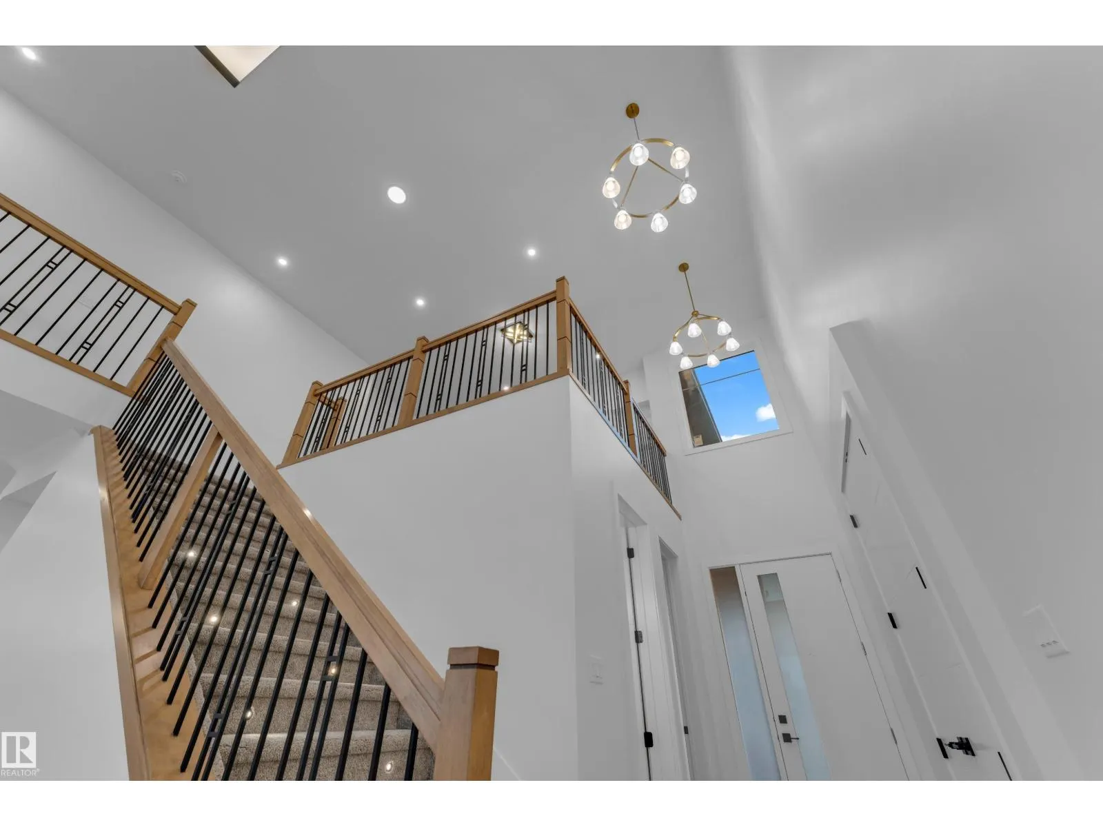 23 Sorel AV