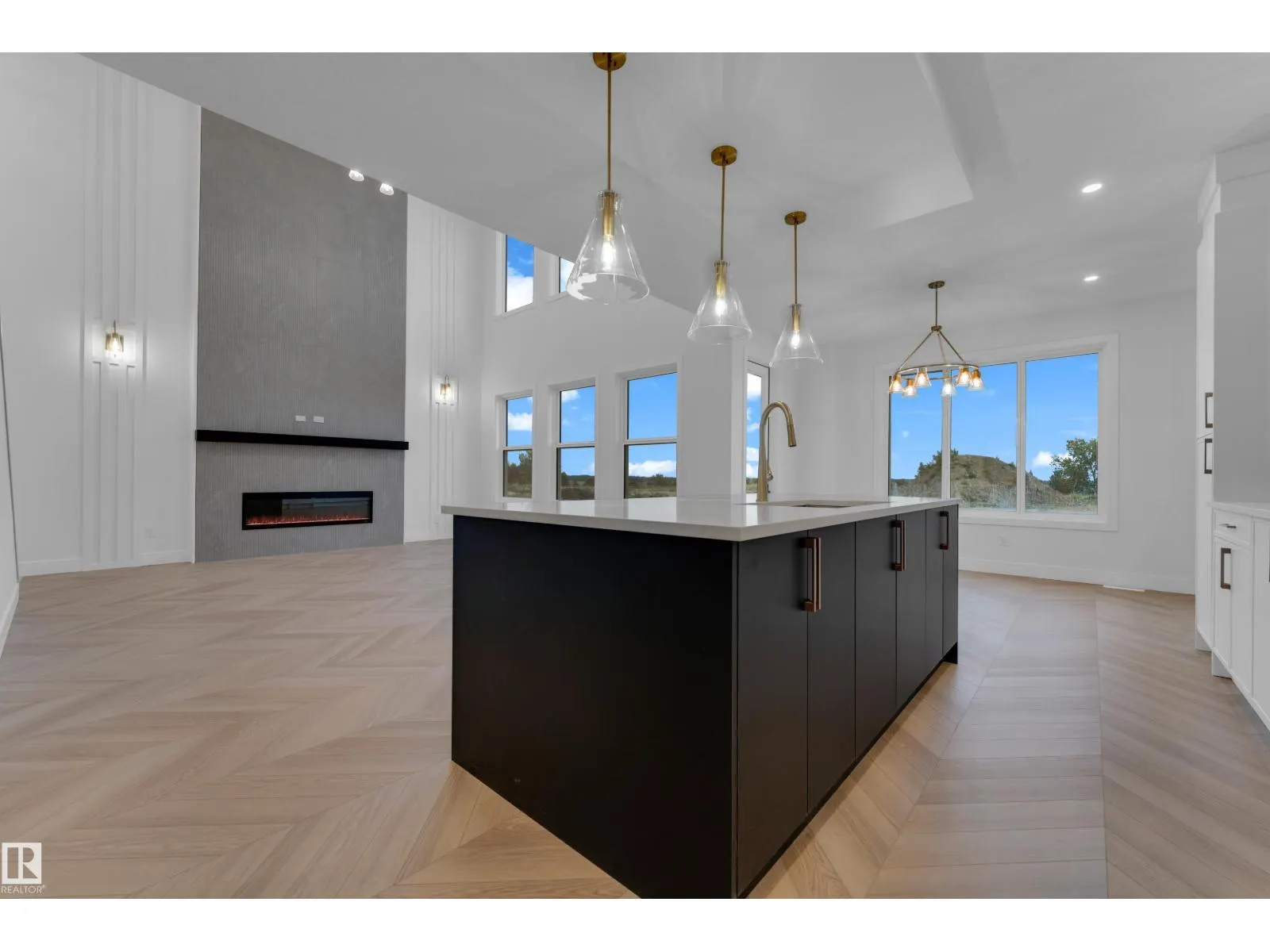 23 Sorel AV