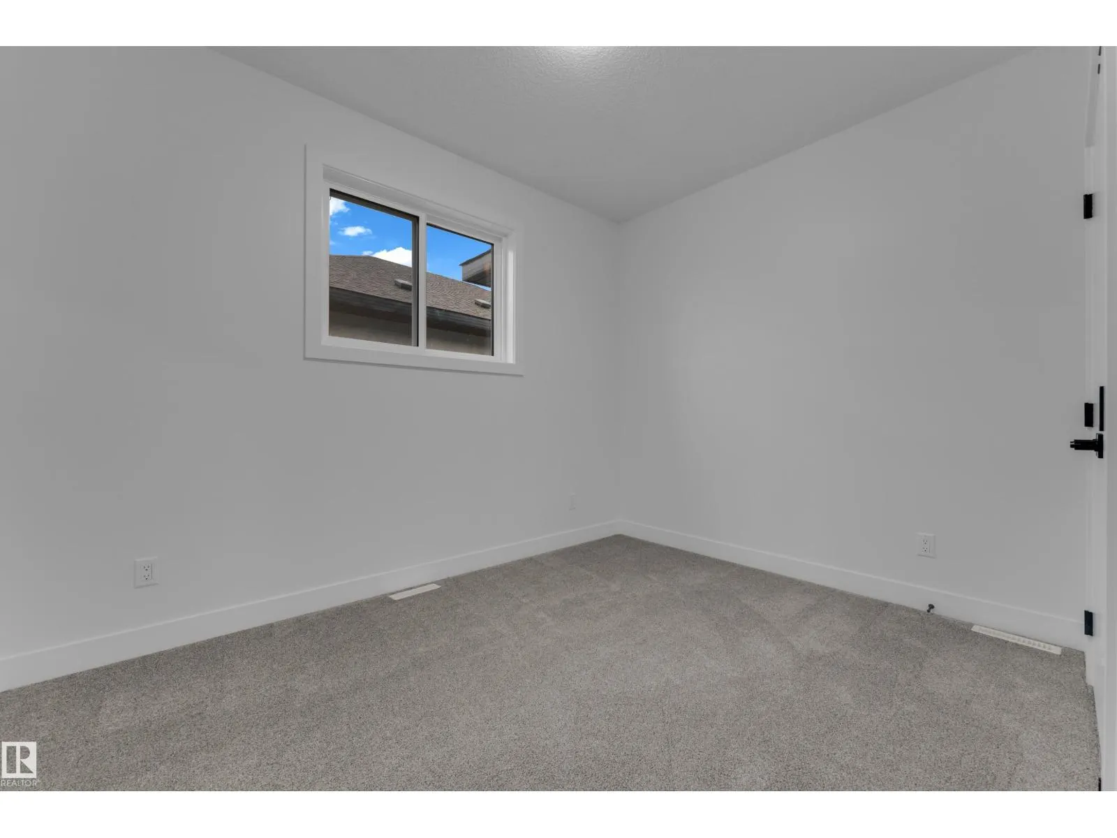 23 Sorel AV