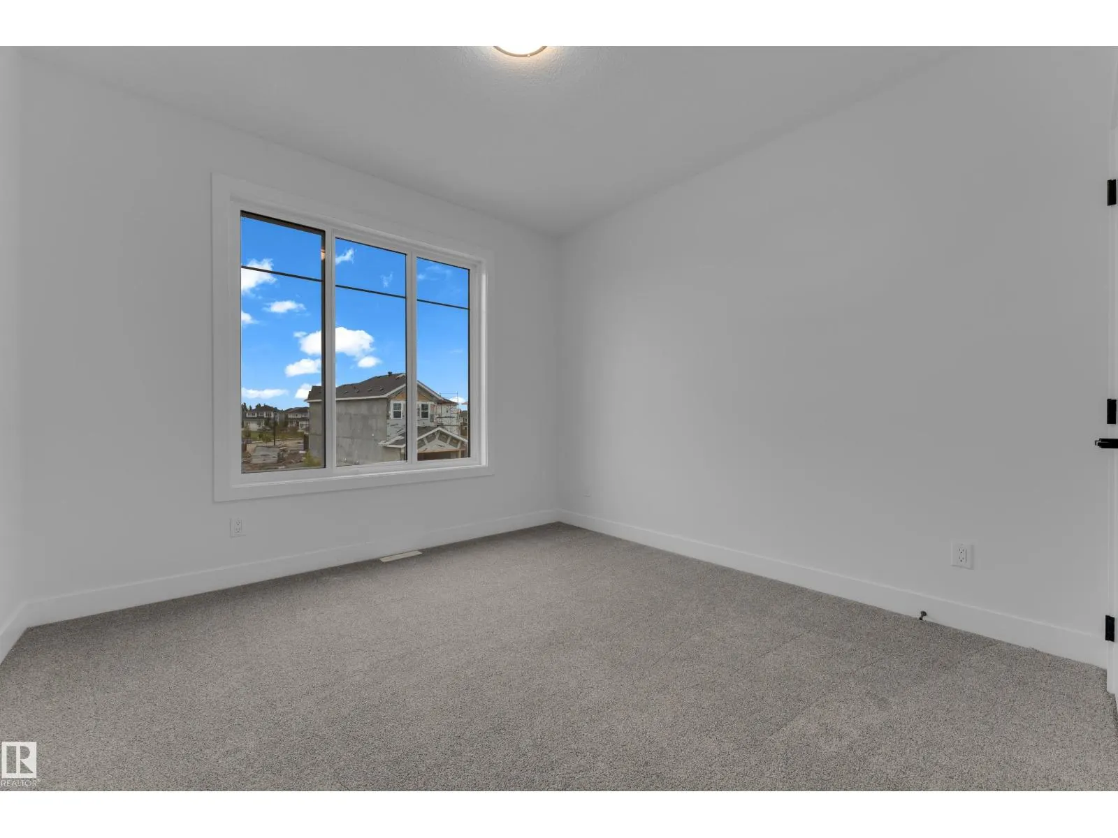 23 Sorel AV