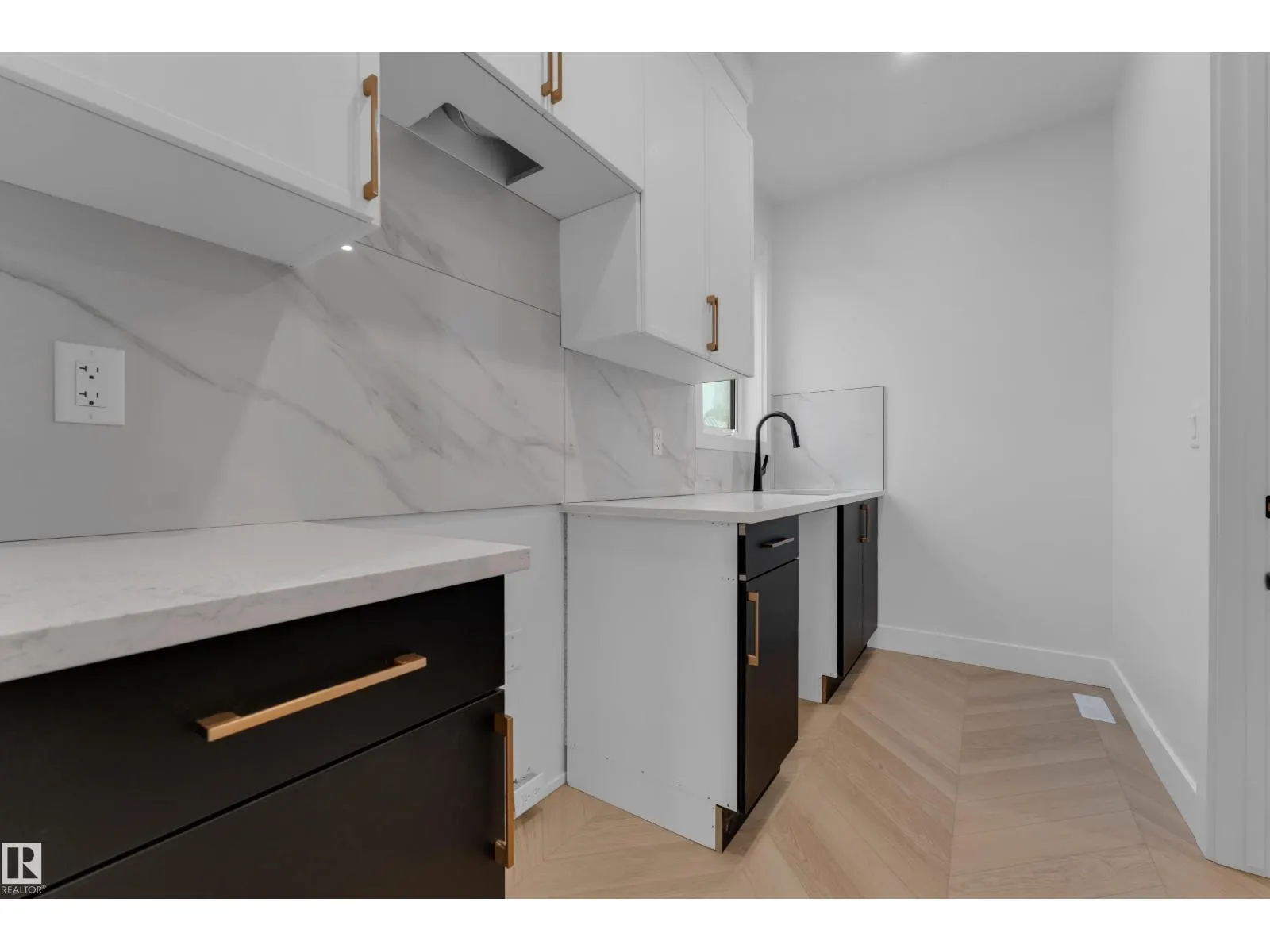 23 Sorel AV