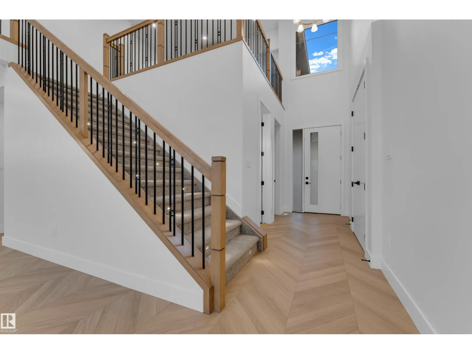 23 Sorel AV