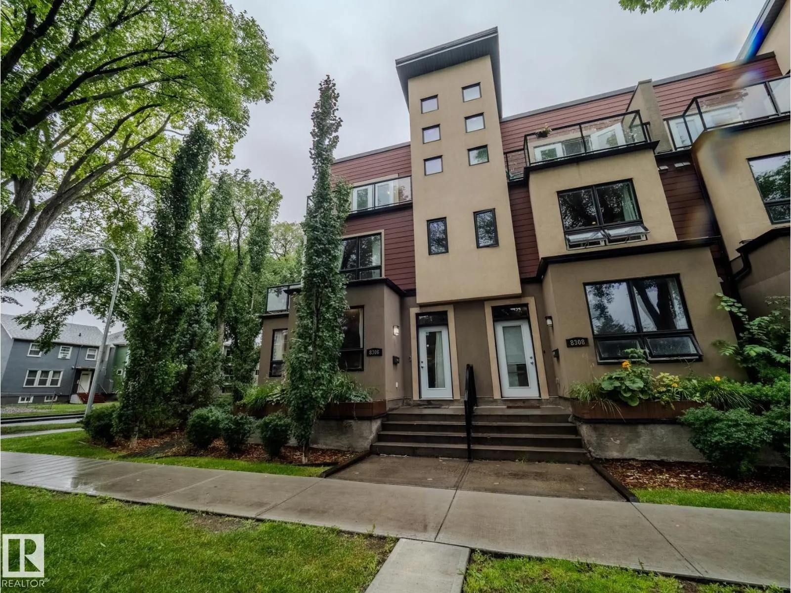 8306 108 ST NW