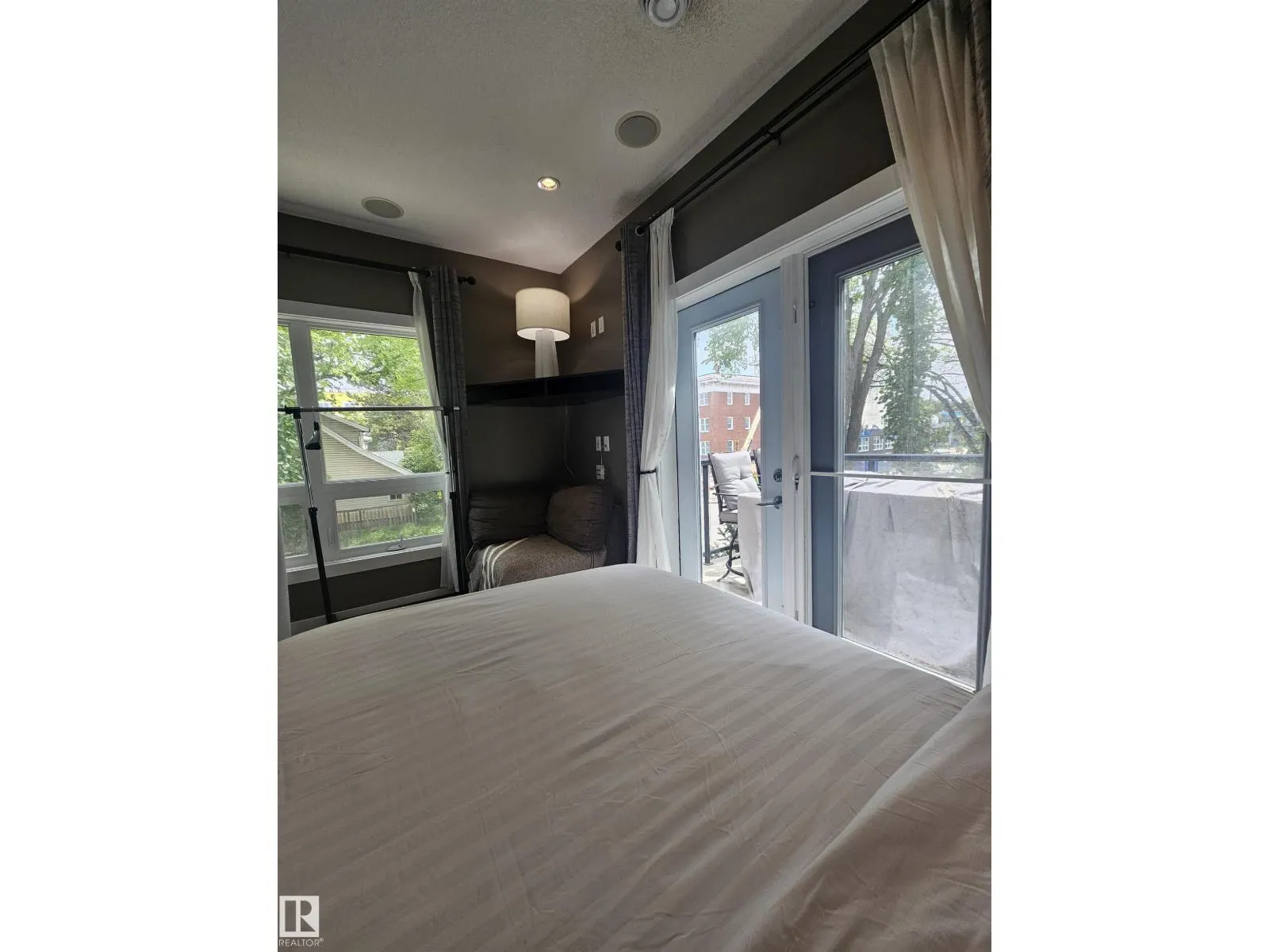 8306 108 ST NW