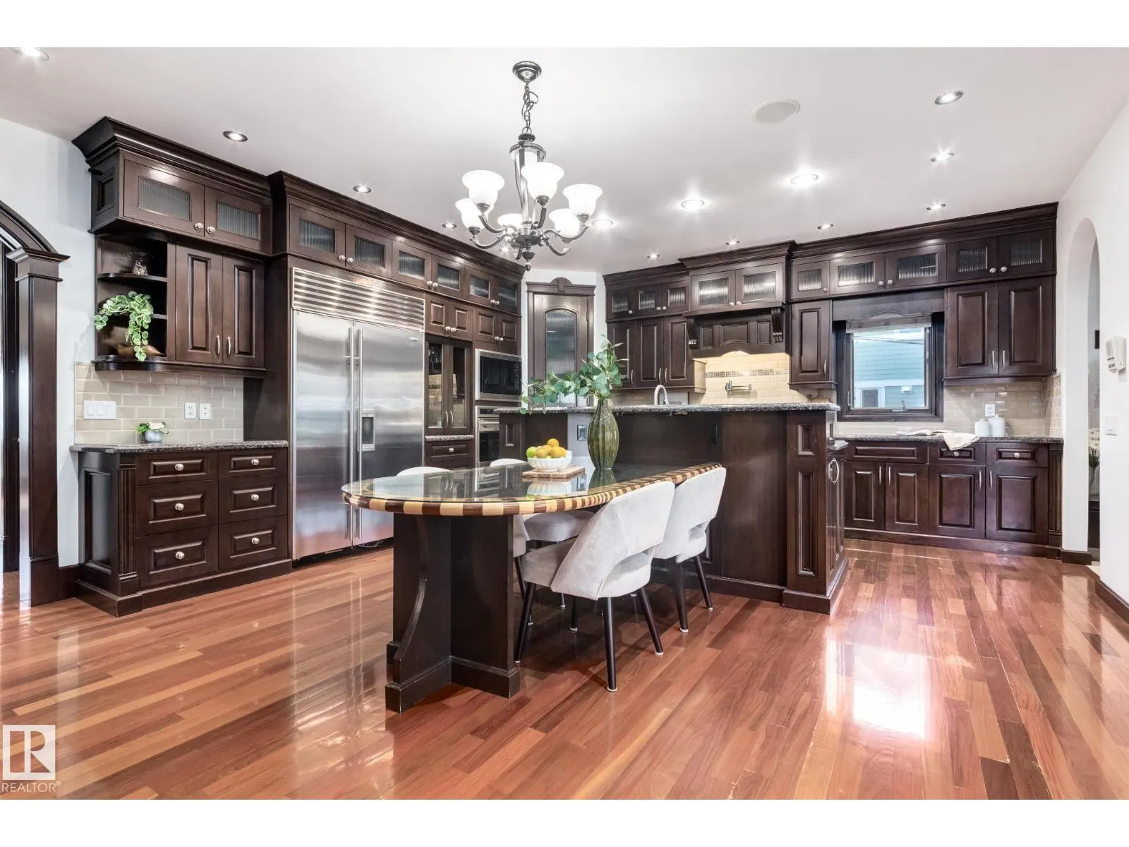 1840 Westmount BV