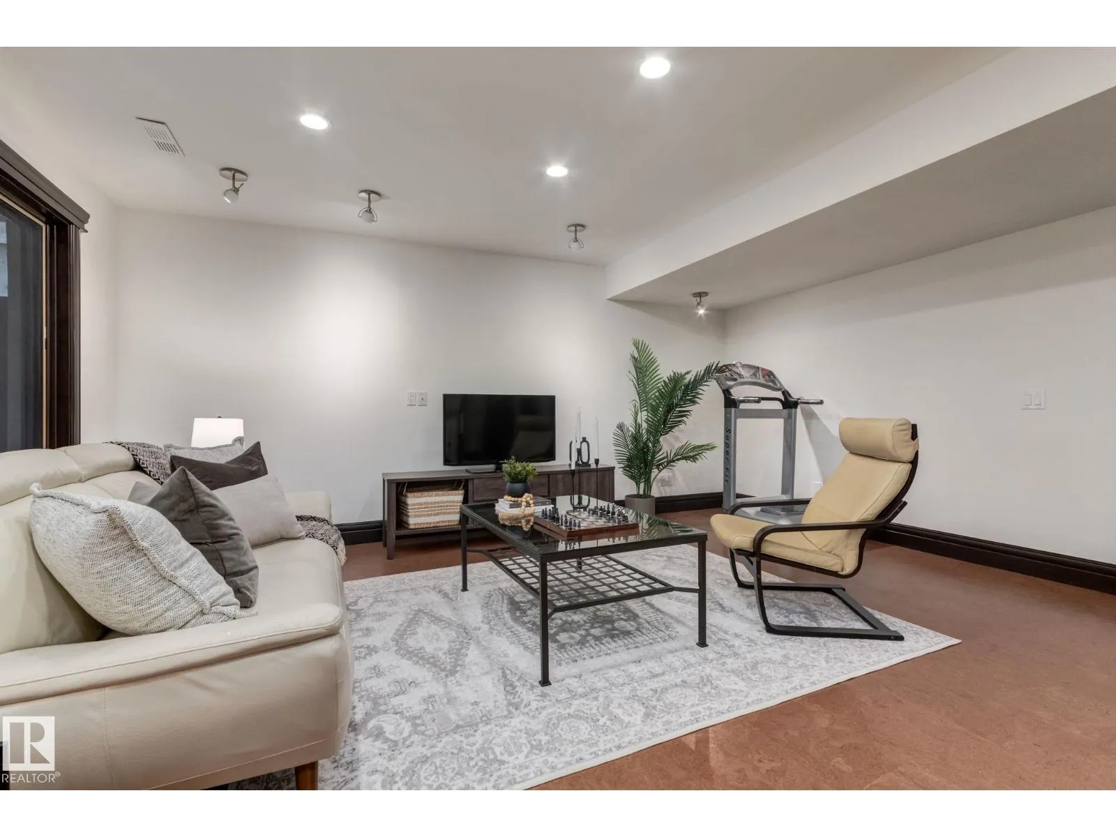 1840 Westmount BV