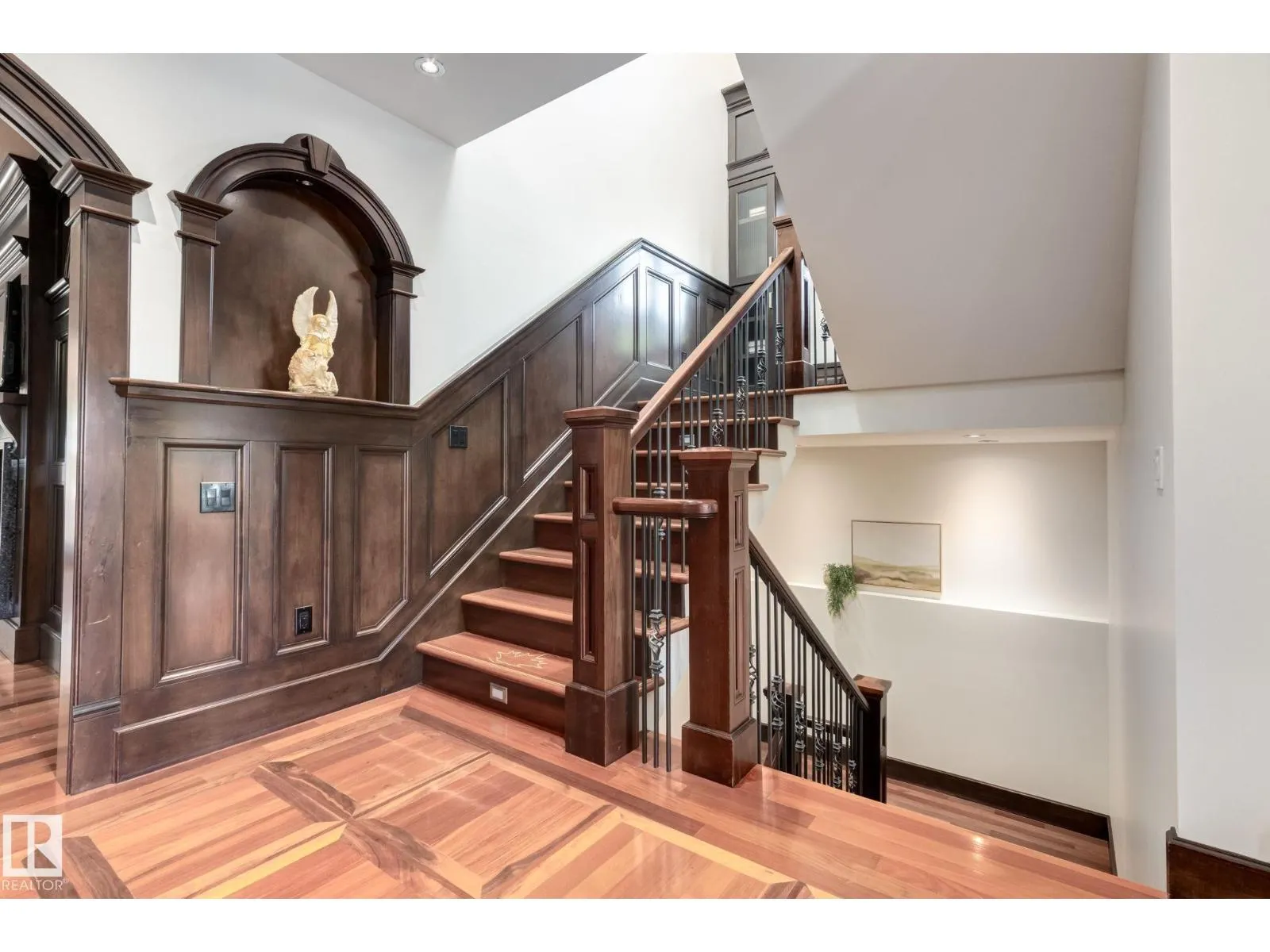 1840 Westmount BV